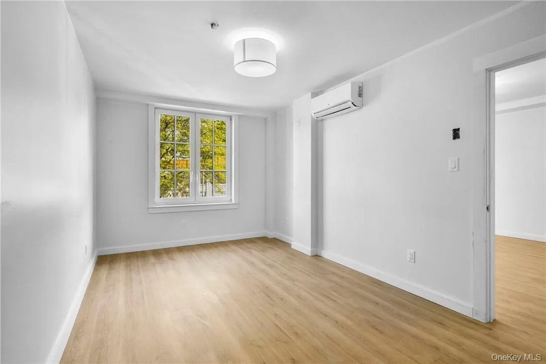 139 Fifth Avenue, Pelham, NY, 2 Bedrooms Bedrooms, 4 Rooms Rooms,2 BathroomsBathrooms,Residential Lease,For Rent,Fifth,0,1040502 139 Fifth Avenue, Pelham, NY, 2 Bedrooms Bedrooms, 4 Rooms Rooms,2 BathroomsBathrooms,Residential Lease,For Rent,Fifth,0,1040502
