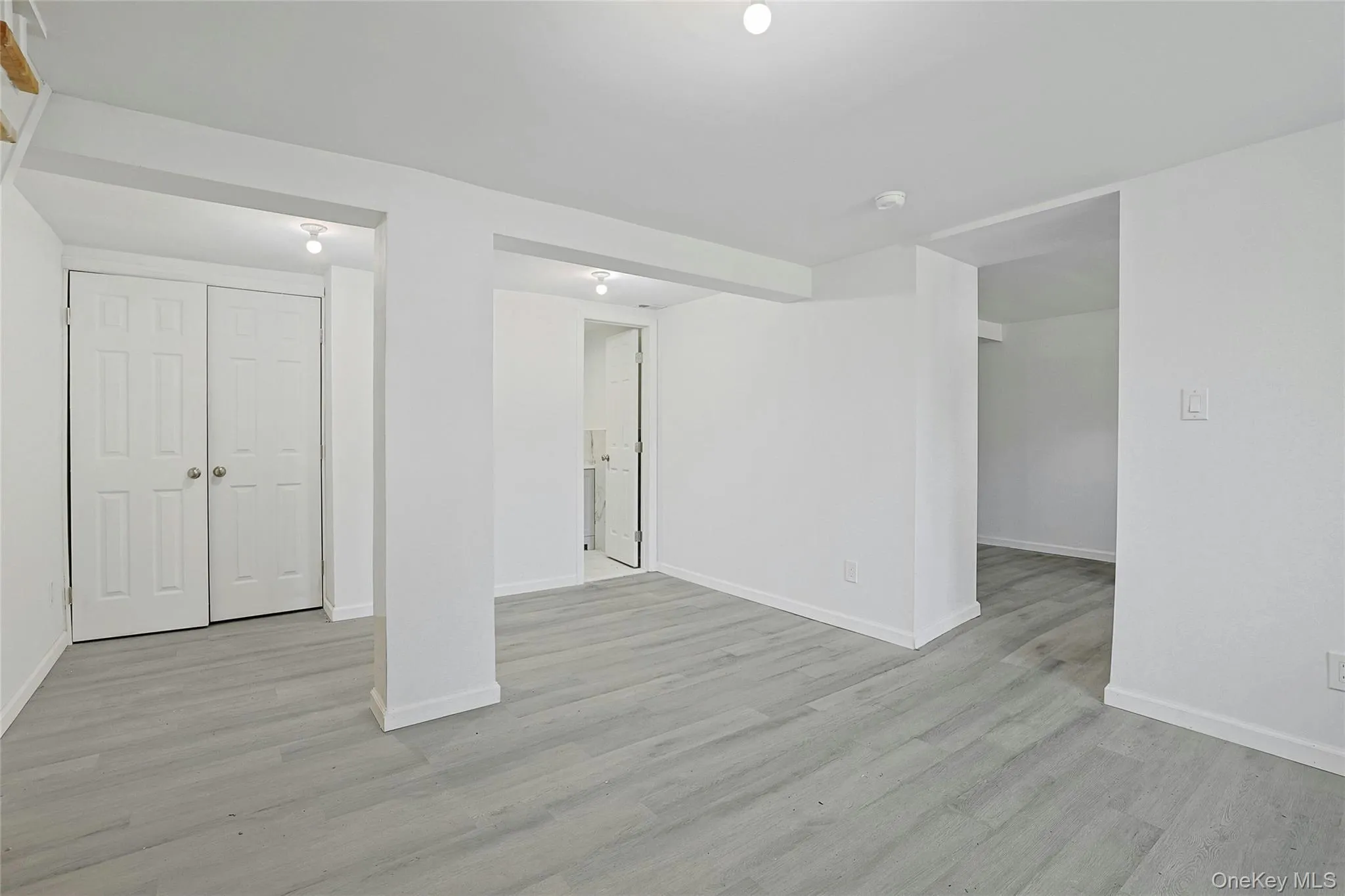 15 Waldron Avenue, Clarkstown, NY, 7 Bedrooms Bedrooms, 10 Rooms Rooms,5 BathroomsBathrooms,Residential Lease,For Rent,Waldron,0,1040511 15 Waldron Avenue, Clarkstown, NY, 7 Bedrooms Bedrooms, 10 Rooms Rooms,5 BathroomsBathrooms,Residential Lease,For Rent,Waldron,0,1040511