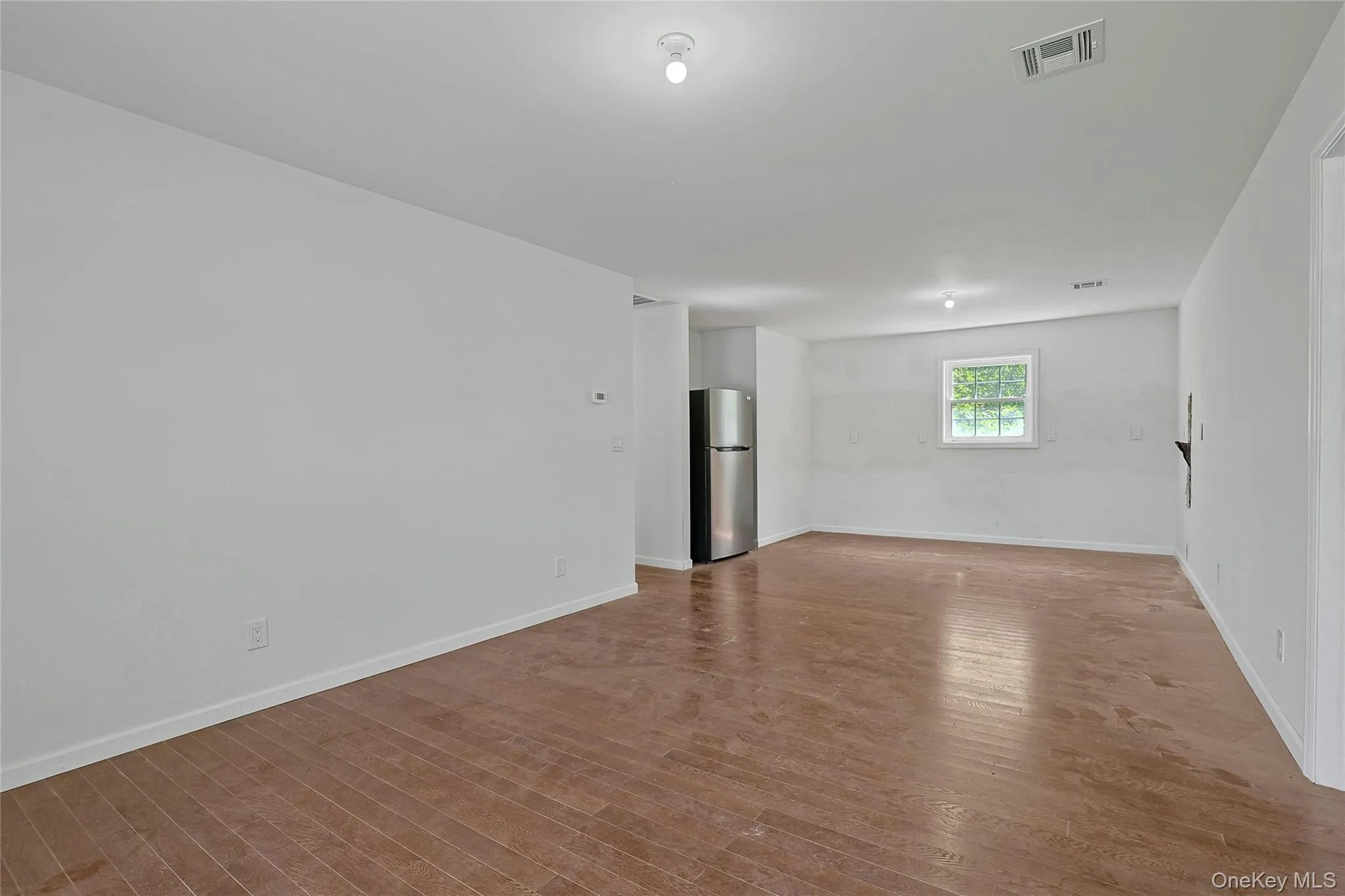 15 Waldron Avenue, Clarkstown, NY, 7 Bedrooms Bedrooms, 10 Rooms Rooms,5 BathroomsBathrooms,Residential Lease,For Rent,Waldron,0,1040511 15 Waldron Avenue, Clarkstown, NY, 7 Bedrooms Bedrooms, 10 Rooms Rooms,5 BathroomsBathrooms,Residential Lease,For Rent,Waldron,0,1040511