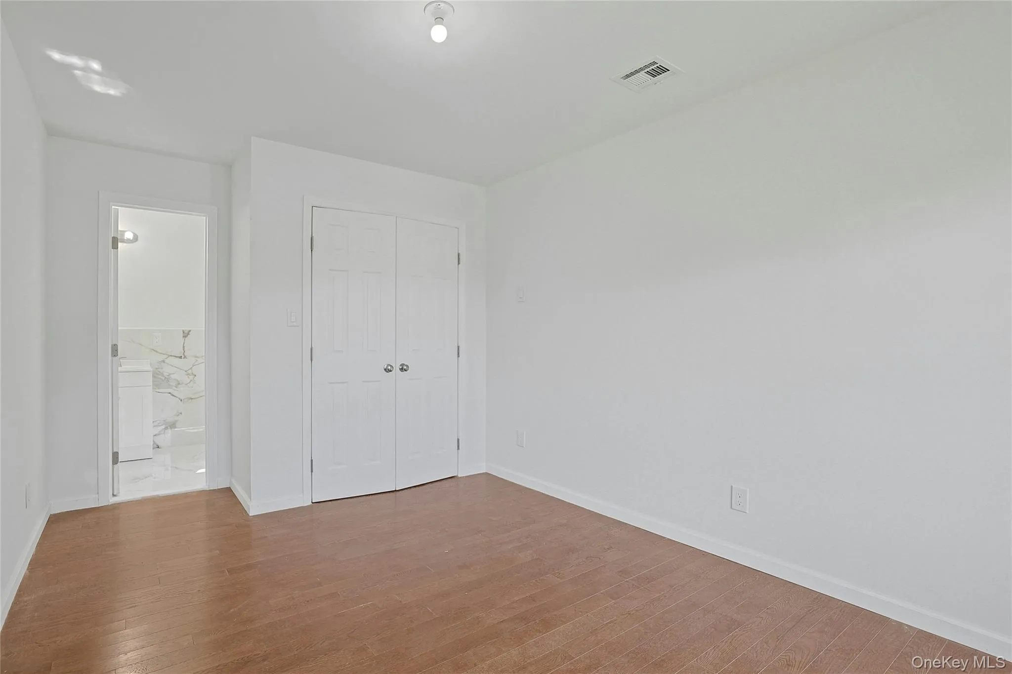 15 Waldron Avenue, Clarkstown, NY, 7 Bedrooms Bedrooms, 10 Rooms Rooms,5 BathroomsBathrooms,Residential Lease,For Rent,Waldron,0,1040511 15 Waldron Avenue, Clarkstown, NY, 7 Bedrooms Bedrooms, 10 Rooms Rooms,5 BathroomsBathrooms,Residential Lease,For Rent,Waldron,0,1040511