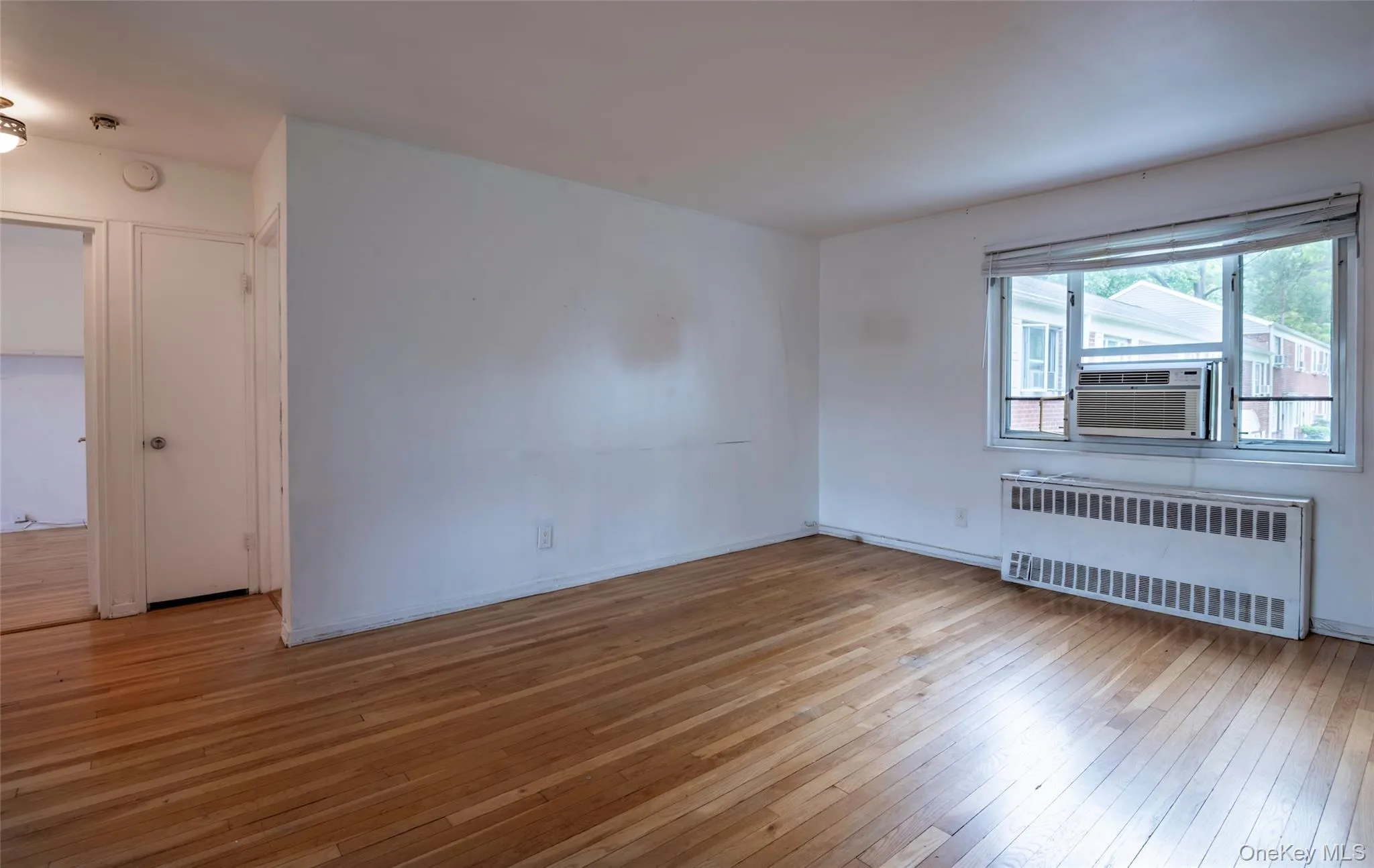 225-24 Manor Road, New York, NY, 2 Bedrooms Bedrooms, 4 Rooms Rooms,1 BathroomBathrooms,Residential,For Rent,Manor,0,1040514 225-24 Manor Road, New York, NY, 2 Bedrooms Bedrooms, 4 Rooms Rooms,1 BathroomBathrooms,Residential,For Rent,Manor,0,1040514