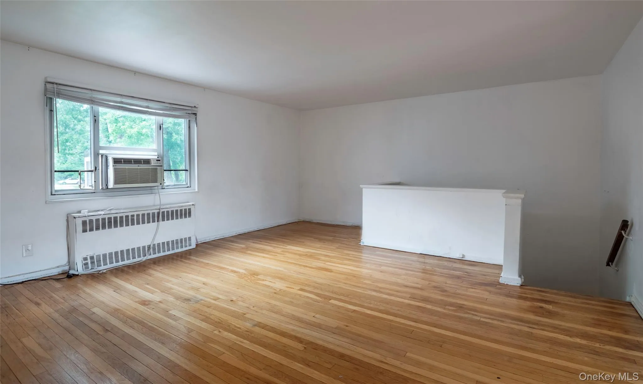225-24 Manor Road, New York, NY, 2 Bedrooms Bedrooms, 4 Rooms Rooms,1 BathroomBathrooms,Residential,For Rent,Manor,0,1040514 225-24 Manor Road, New York, NY, 2 Bedrooms Bedrooms, 4 Rooms Rooms,1 BathroomBathrooms,Residential,For Rent,Manor,0,1040514