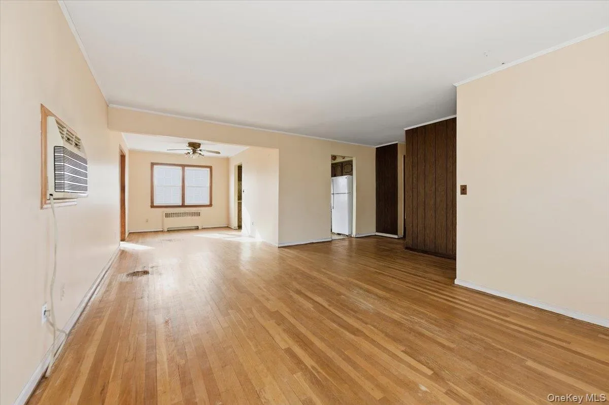 2 Mc Leod Street, Oyster Bay, NY, 3 Bedrooms Bedrooms, 7 Rooms Rooms,1 BathroomBathrooms,Residential,For Rent,Mc Leod,0,1040516 2 Mc Leod Street, Oyster Bay, NY, 3 Bedrooms Bedrooms, 7 Rooms Rooms,1 BathroomBathrooms,Residential,For Rent,Mc Leod,0,1040516