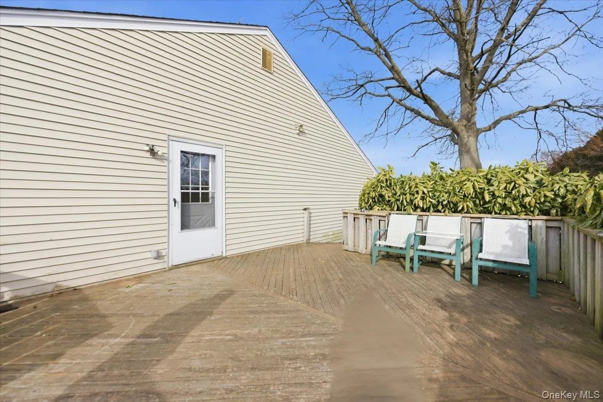 2 Mc Leod Street, Oyster Bay, NY, 3 Bedrooms Bedrooms, 7 Rooms Rooms,1 BathroomBathrooms,Residential,For Rent,Mc Leod,0,1040516 2 Mc Leod Street, Oyster Bay, NY, 3 Bedrooms Bedrooms, 7 Rooms Rooms,1 BathroomBathrooms,Residential,For Rent,Mc Leod,0,1040516