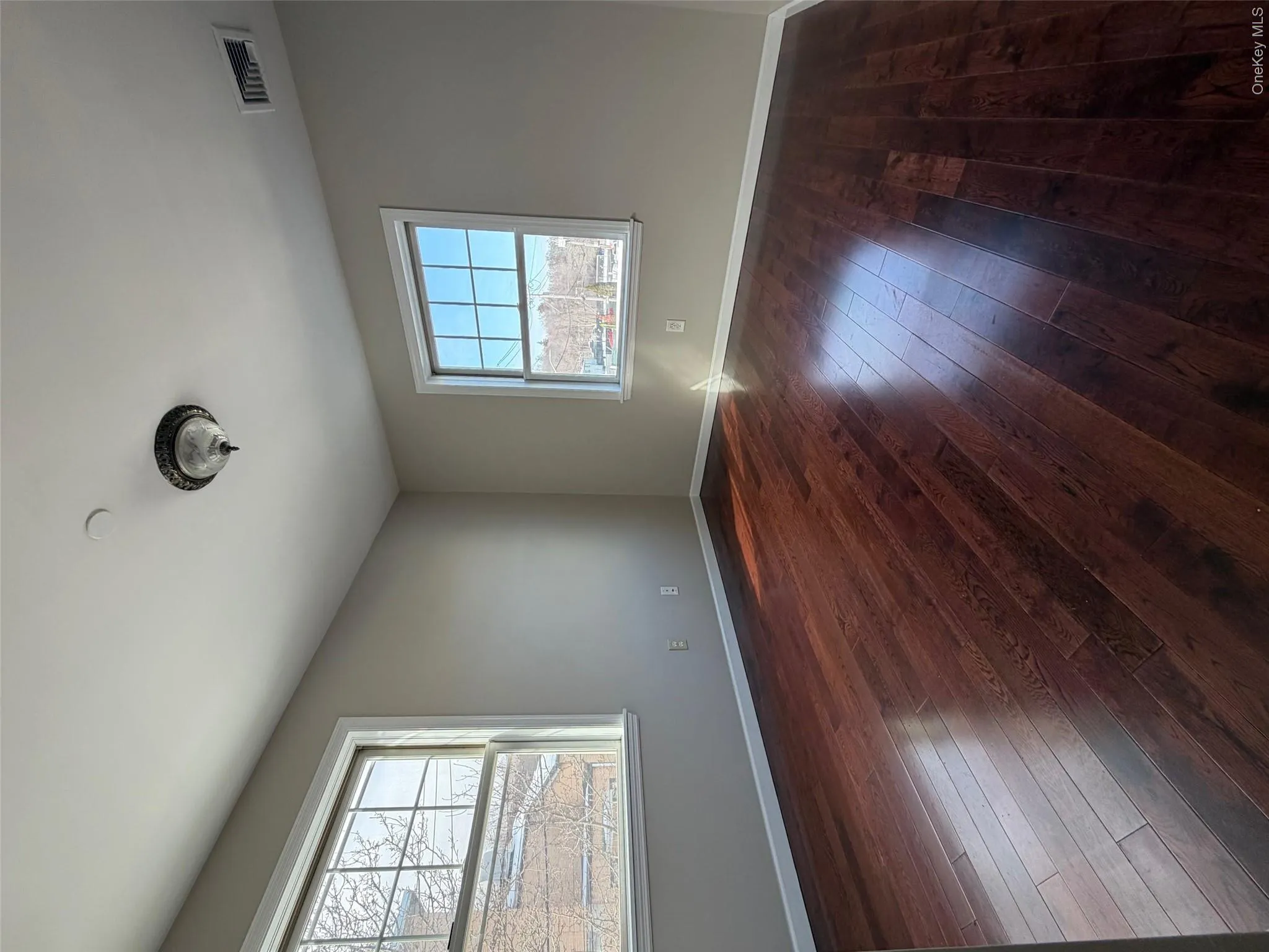 129 New Street, Mamaroneck, NY, 2 Bedrooms Bedrooms, 4 Rooms Rooms,1 BathroomBathrooms,Residential Lease,For Rent,New,0,1040519 129 New Street, Mamaroneck, NY, 2 Bedrooms Bedrooms, 4 Rooms Rooms,1 BathroomBathrooms,Residential Lease,For Rent,New,0,1040519