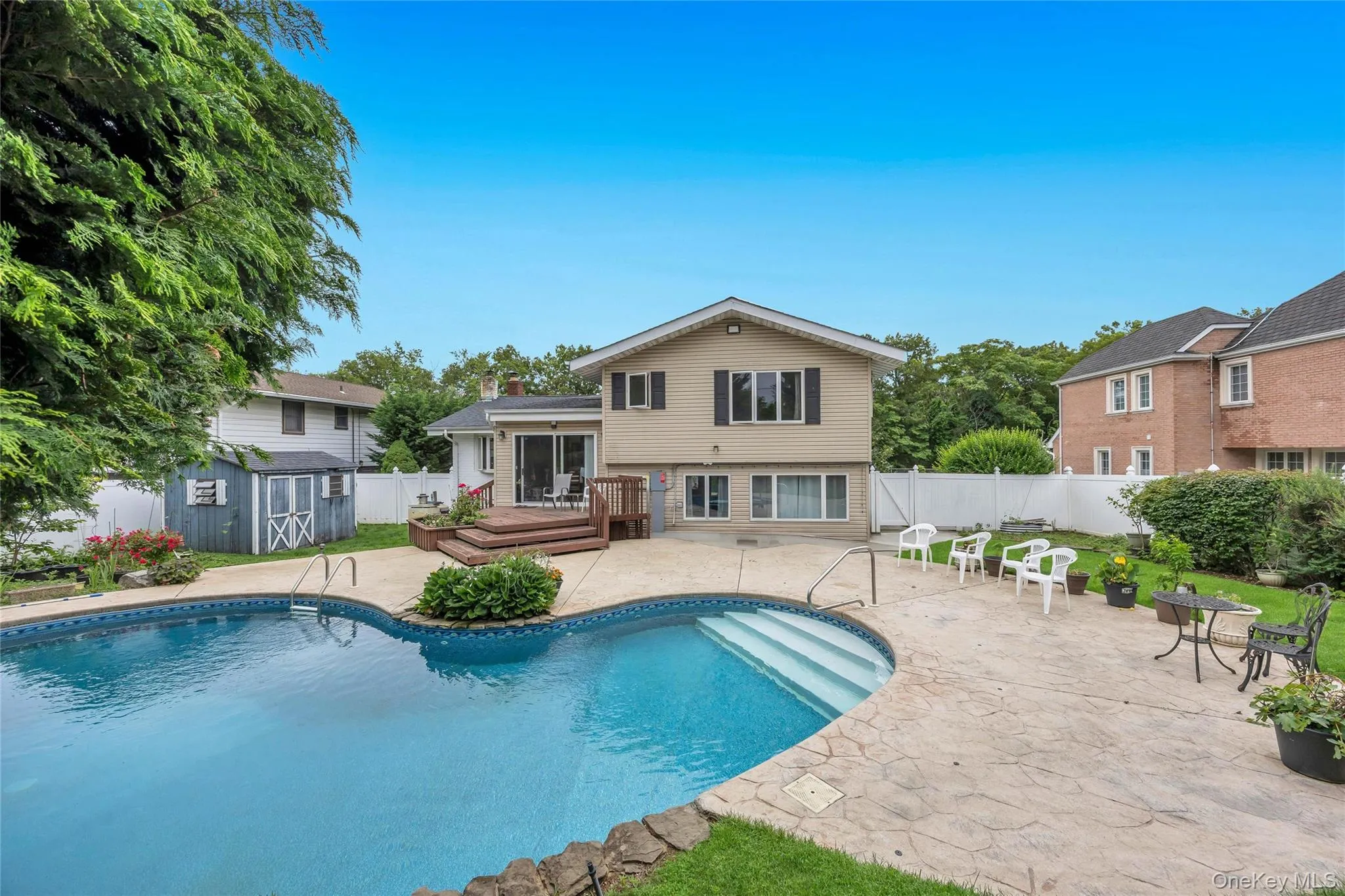 49 Village Drive, Oyster Bay, NY, 4 Bedrooms Bedrooms, 10 Rooms Rooms,3 BathroomsBathrooms,Residential,For Rent,Village,0,1040522 49 Village Drive, Oyster Bay, NY, 4 Bedrooms Bedrooms, 10 Rooms Rooms,3 BathroomsBathrooms,Residential,For Rent,Village,0,1040522
