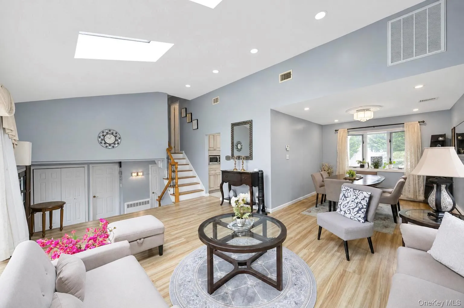 49 Village Drive, Oyster Bay, NY, 4 Bedrooms Bedrooms, 10 Rooms Rooms,3 BathroomsBathrooms,Residential,For Rent,Village,0,1040522 49 Village Drive, Oyster Bay, NY, 4 Bedrooms Bedrooms, 10 Rooms Rooms,3 BathroomsBathrooms,Residential,For Rent,Village,0,1040522