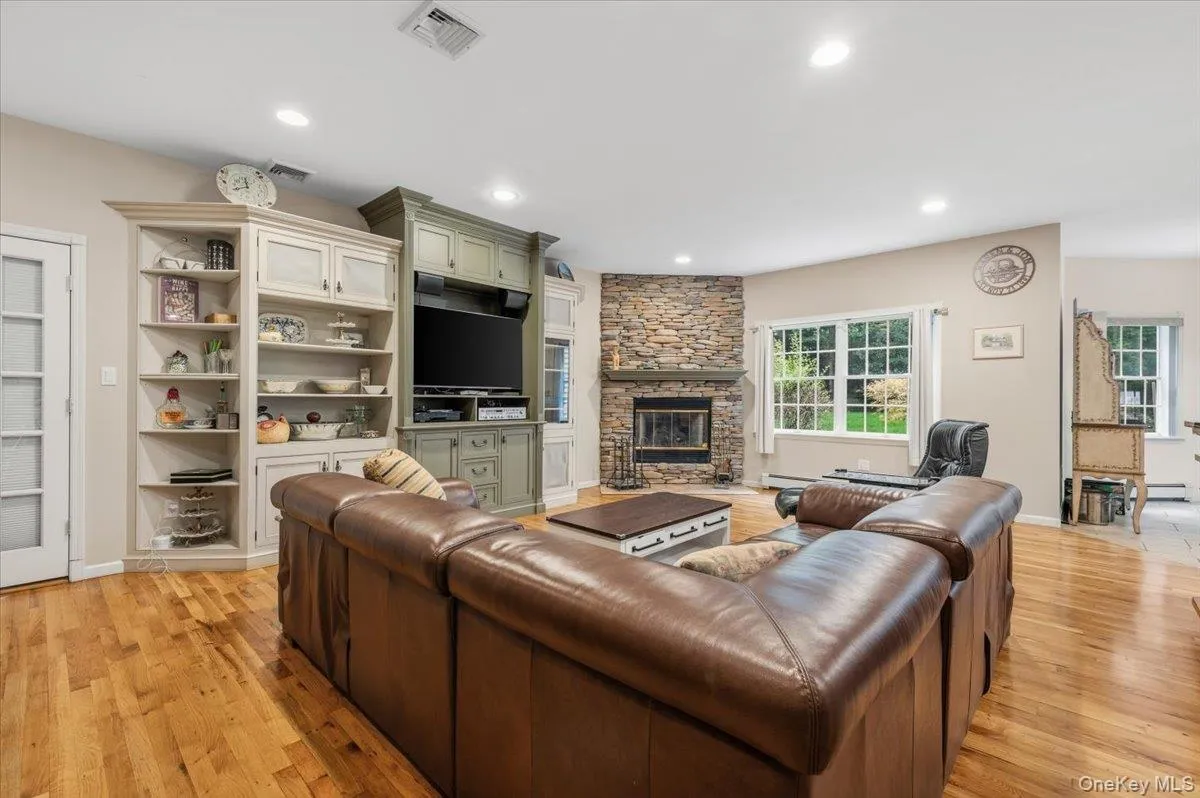 Family Room With Fire Place Family Room With Fire Place