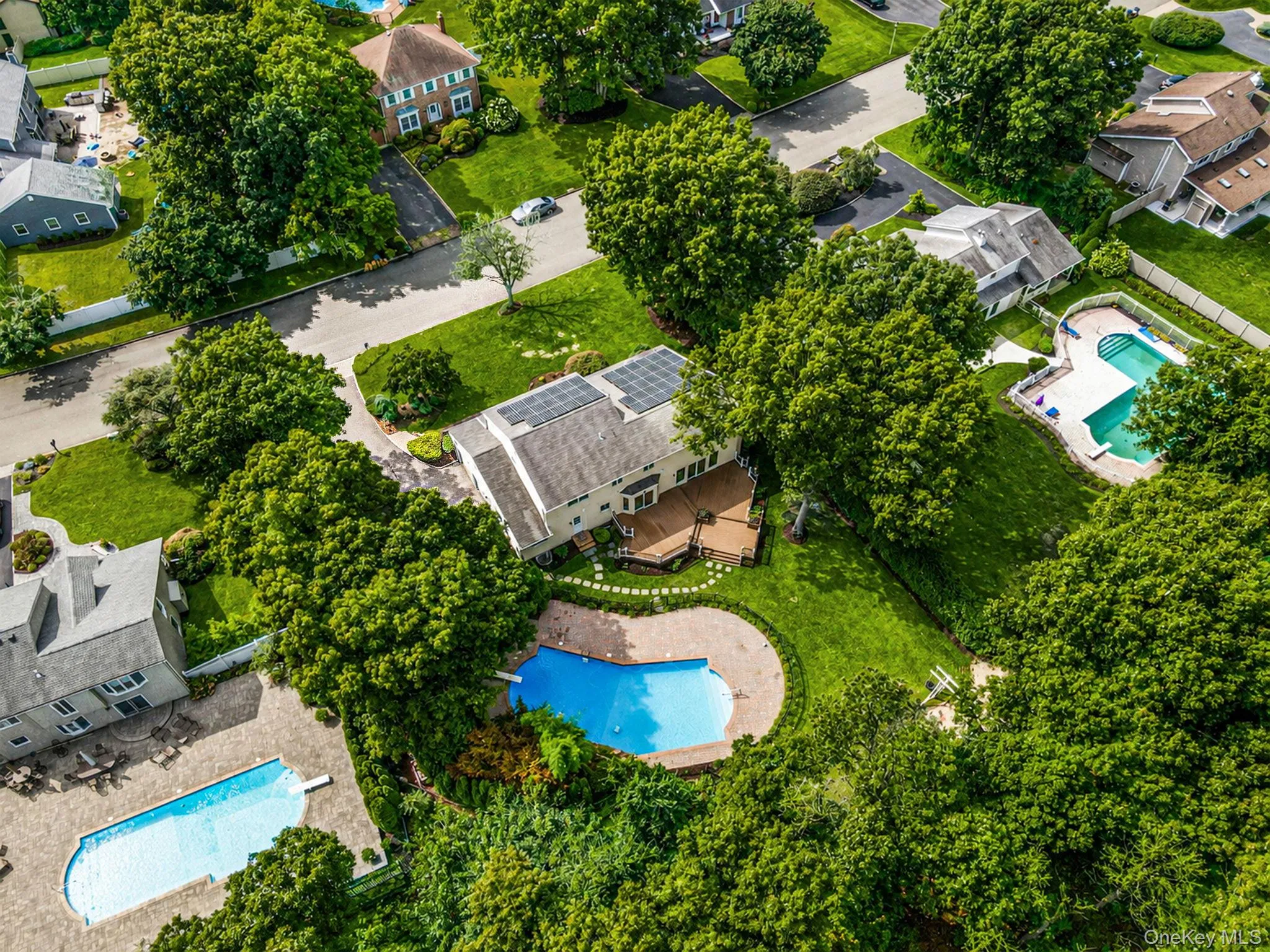 32 Annandale Road, Smithtown, NY, 5 Bedrooms Bedrooms, 12 Rooms Rooms,4 BathroomsBathrooms,Residential,For Rent,Annandale,0,1040526 32 Annandale Road, Smithtown, NY, 5 Bedrooms Bedrooms, 12 Rooms Rooms,4 BathroomsBathrooms,Residential,For Rent,Annandale,0,1040526