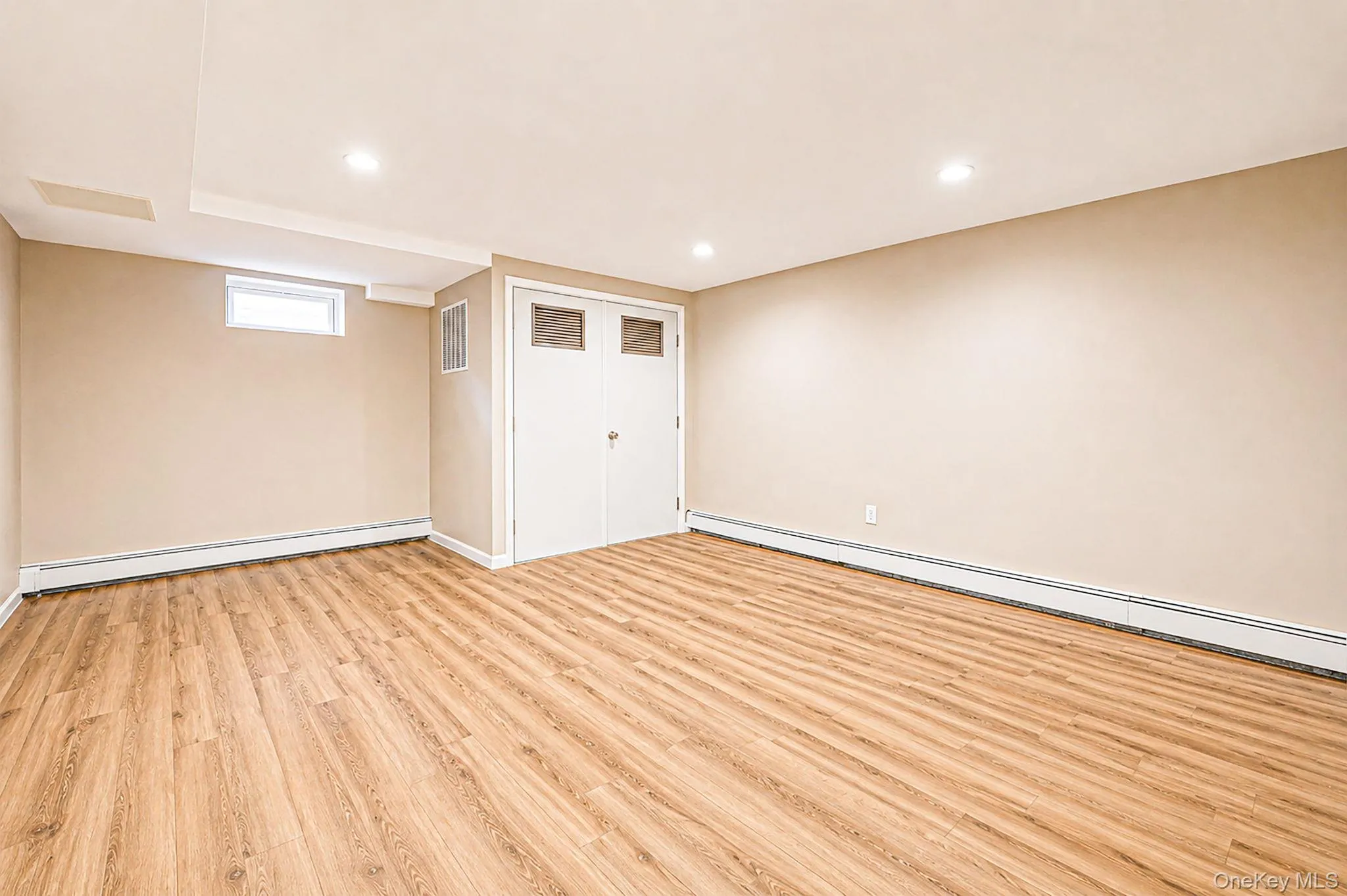 32 Annandale Road, Smithtown, NY, 5 Bedrooms Bedrooms, 12 Rooms Rooms,4 BathroomsBathrooms,Residential,For Rent,Annandale,0,1040526 32 Annandale Road, Smithtown, NY, 5 Bedrooms Bedrooms, 12 Rooms Rooms,4 BathroomsBathrooms,Residential,For Rent,Annandale,0,1040526