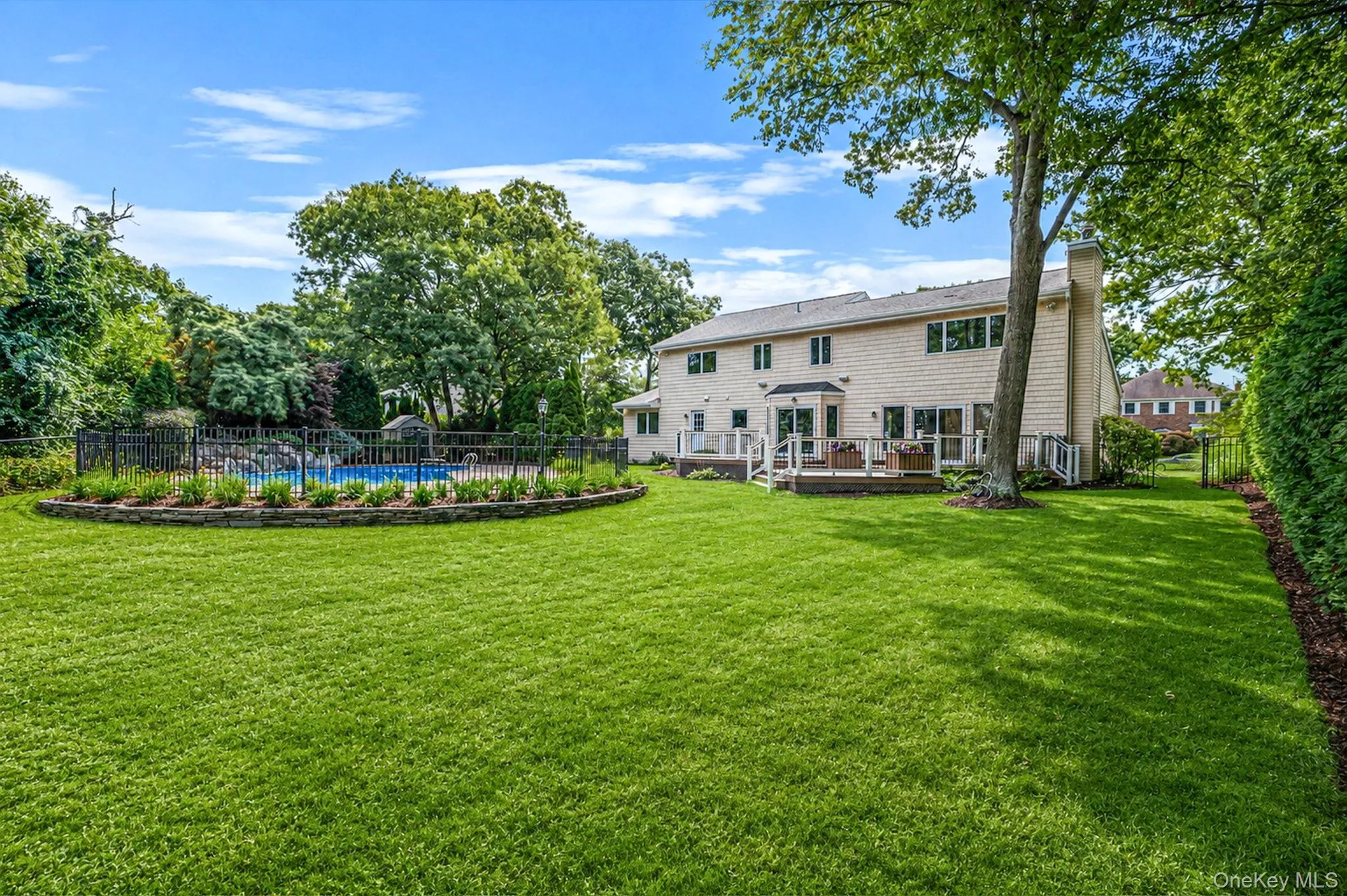 32 Annandale Road, Smithtown, NY, 5 Bedrooms Bedrooms, 12 Rooms Rooms,4 BathroomsBathrooms,Residential,For Rent,Annandale,0,1040526 32 Annandale Road, Smithtown, NY, 5 Bedrooms Bedrooms, 12 Rooms Rooms,4 BathroomsBathrooms,Residential,For Rent,Annandale,0,1040526