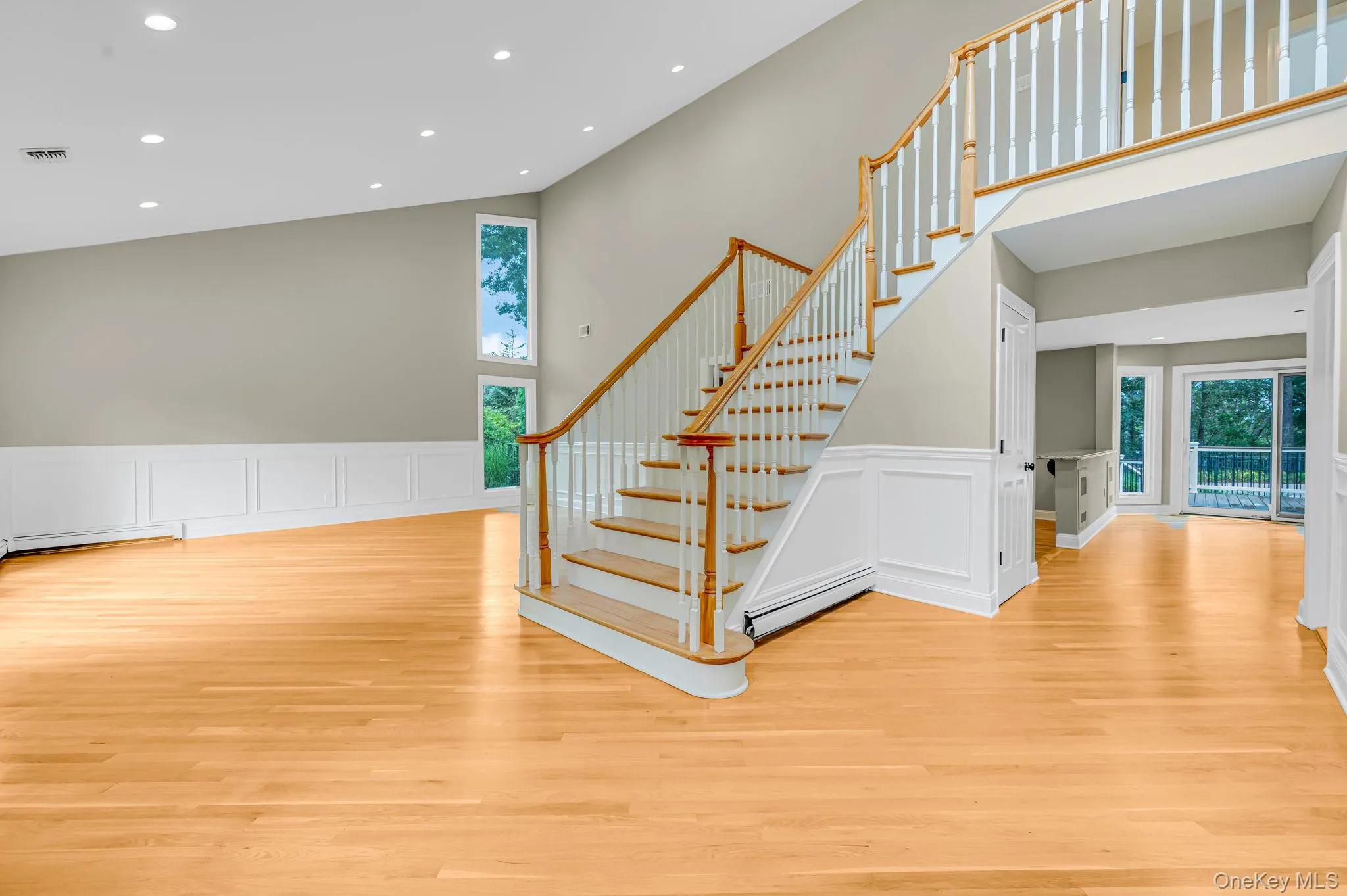 32 Annandale Road, Smithtown, NY, 5 Bedrooms Bedrooms, 12 Rooms Rooms,4 BathroomsBathrooms,Residential,For Rent,Annandale,0,1040526 32 Annandale Road, Smithtown, NY, 5 Bedrooms Bedrooms, 12 Rooms Rooms,4 BathroomsBathrooms,Residential,For Rent,Annandale,0,1040526