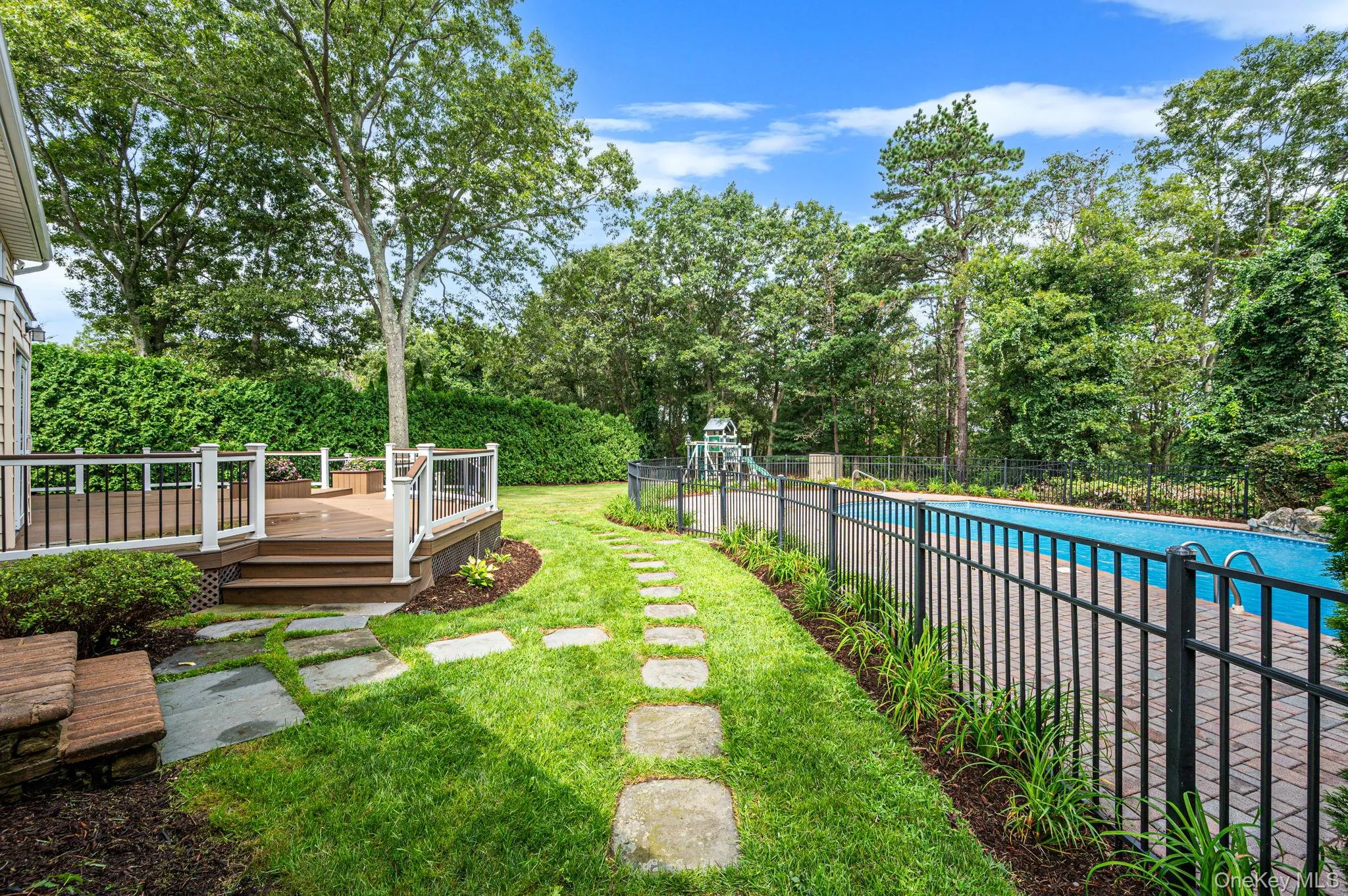 32 Annandale Road, Smithtown, NY, 5 Bedrooms Bedrooms, 12 Rooms Rooms,4 BathroomsBathrooms,Residential,For Rent,Annandale,0,1040526 32 Annandale Road, Smithtown, NY, 5 Bedrooms Bedrooms, 12 Rooms Rooms,4 BathroomsBathrooms,Residential,For Rent,Annandale,0,1040526