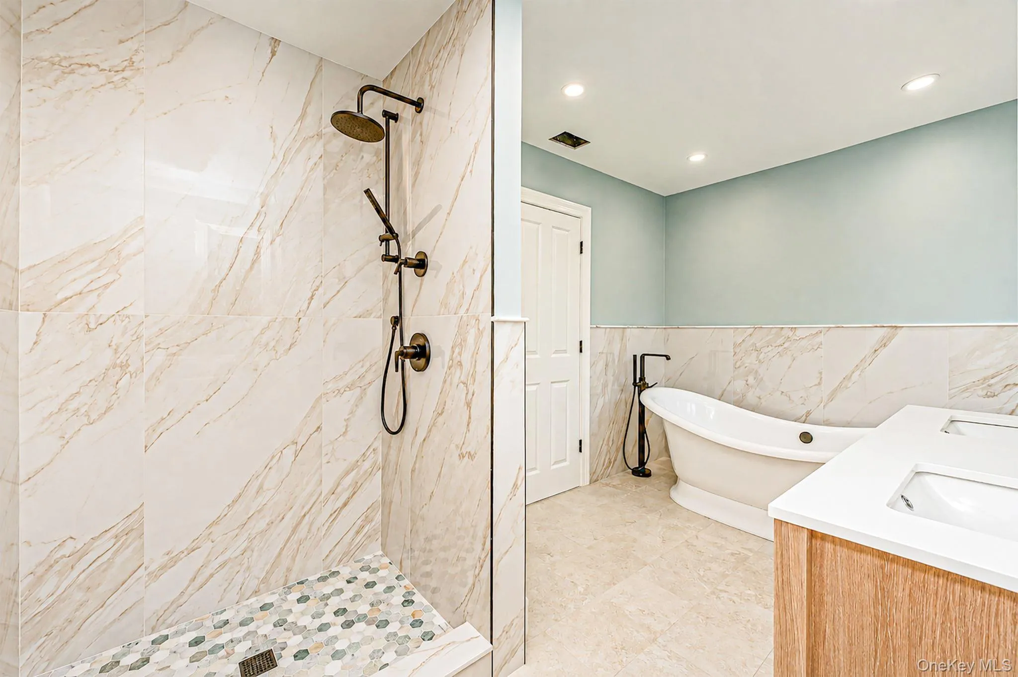 32 Annandale Road, Smithtown, NY, 5 Bedrooms Bedrooms, 12 Rooms Rooms,4 BathroomsBathrooms,Residential,For Rent,Annandale,0,1040526 32 Annandale Road, Smithtown, NY, 5 Bedrooms Bedrooms, 12 Rooms Rooms,4 BathroomsBathrooms,Residential,For Rent,Annandale,0,1040526