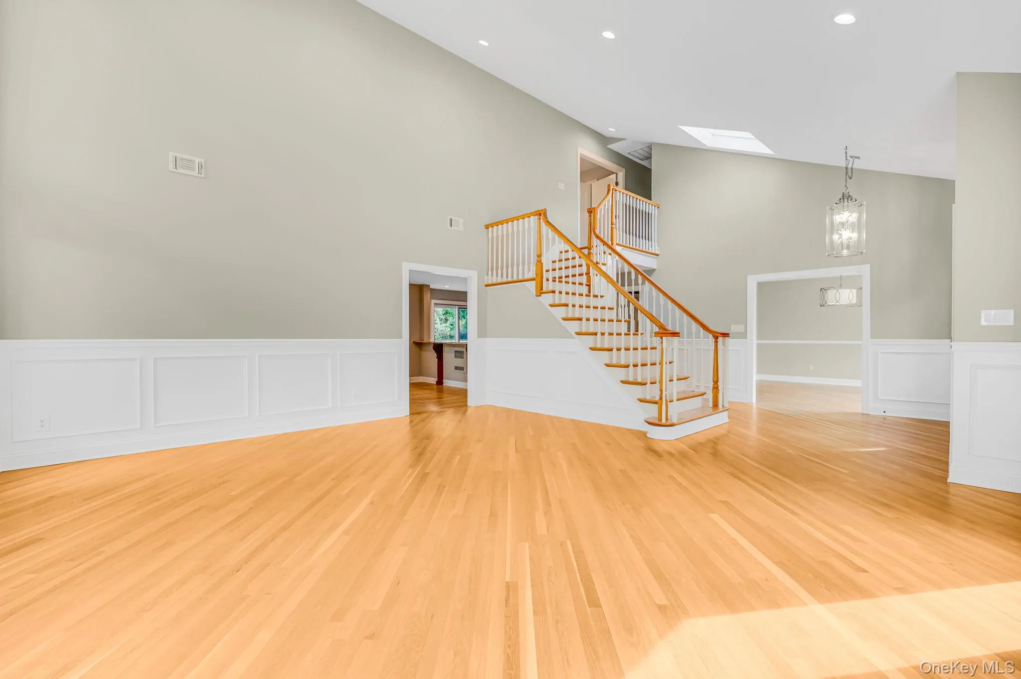 32 Annandale Road, Smithtown, NY, 5 Bedrooms Bedrooms, 12 Rooms Rooms,4 BathroomsBathrooms,Residential,For Rent,Annandale,0,1040526 32 Annandale Road, Smithtown, NY, 5 Bedrooms Bedrooms, 12 Rooms Rooms,4 BathroomsBathrooms,Residential,For Rent,Annandale,0,1040526