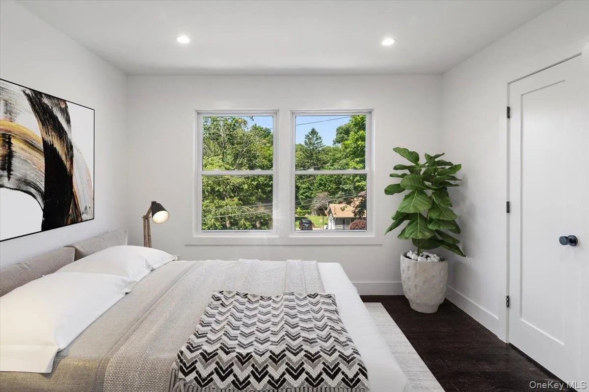 8 Elm Drive, Huntington, NY, 5 Bedrooms Bedrooms, 11 Rooms Rooms,3 BathroomsBathrooms,Residential,For Rent,Elm,0,1040531 8 Elm Drive, Huntington, NY, 5 Bedrooms Bedrooms, 11 Rooms Rooms,3 BathroomsBathrooms,Residential,For Rent,Elm,0,1040531