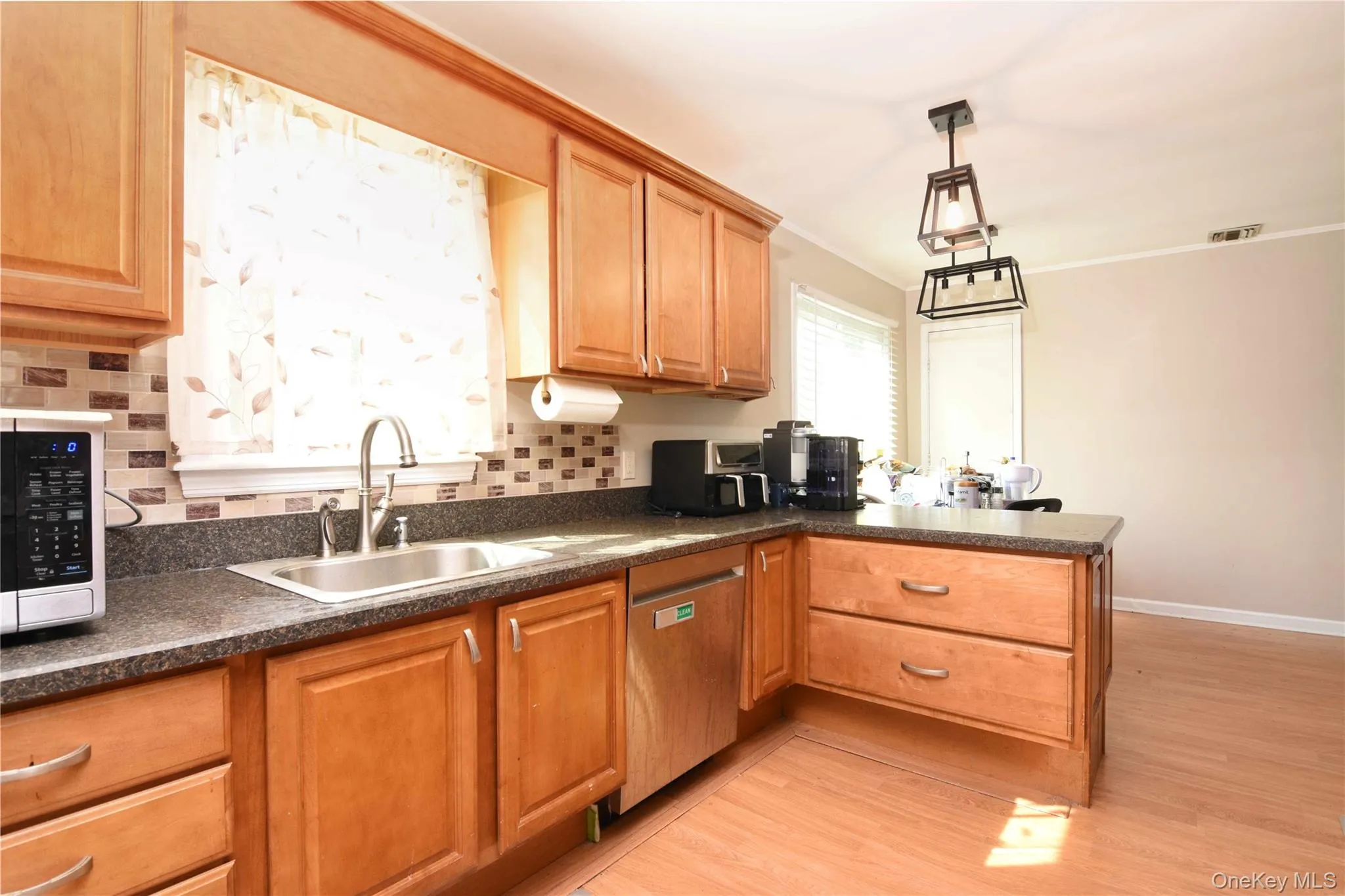 1603 2nd Street, West Babylon, NY, 3 Bedrooms Bedrooms, 7 Rooms Rooms,2 BathroomsBathrooms,Residential,For Rent,2nd,0,1040534 1603 2nd Street, West Babylon, NY, 3 Bedrooms Bedrooms, 7 Rooms Rooms,2 BathroomsBathrooms,Residential,For Rent,2nd,0,1040534