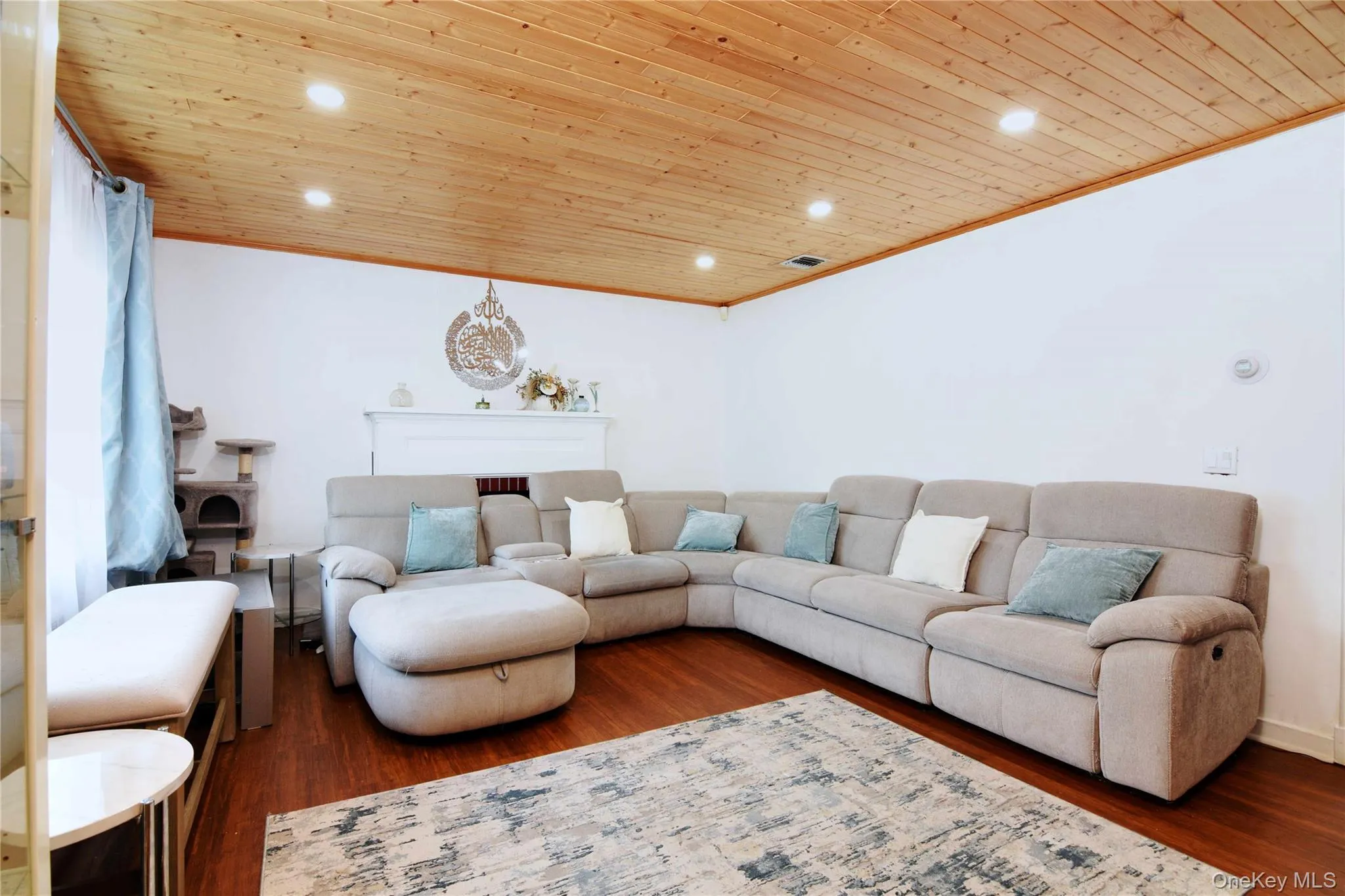 1603 2nd Street, West Babylon, NY, 3 Bedrooms Bedrooms, 7 Rooms Rooms,2 BathroomsBathrooms,Residential,For Rent,2nd,0,1040534 1603 2nd Street, West Babylon, NY, 3 Bedrooms Bedrooms, 7 Rooms Rooms,2 BathroomsBathrooms,Residential,For Rent,2nd,0,1040534