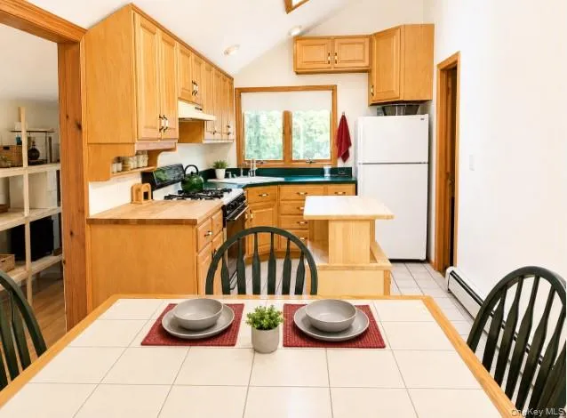 86 Evergreen Drive, Brookhaven, NY, 1 Bedroom Bedrooms, 4 Rooms Rooms,1 BathroomBathrooms,Residential,For Rent,Evergreen,0,1040537 86 Evergreen Drive, Brookhaven, NY, 1 Bedroom Bedrooms, 4 Rooms Rooms,1 BathroomBathrooms,Residential,For Rent,Evergreen,0,1040537