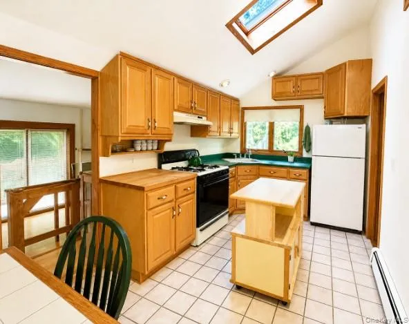 86 Evergreen Drive, Brookhaven, NY, 1 Bedroom Bedrooms, 4 Rooms Rooms,1 BathroomBathrooms,Residential,For Rent,Evergreen,0,1040537 86 Evergreen Drive, Brookhaven, NY, 1 Bedroom Bedrooms, 4 Rooms Rooms,1 BathroomBathrooms,Residential,For Rent,Evergreen,0,1040537