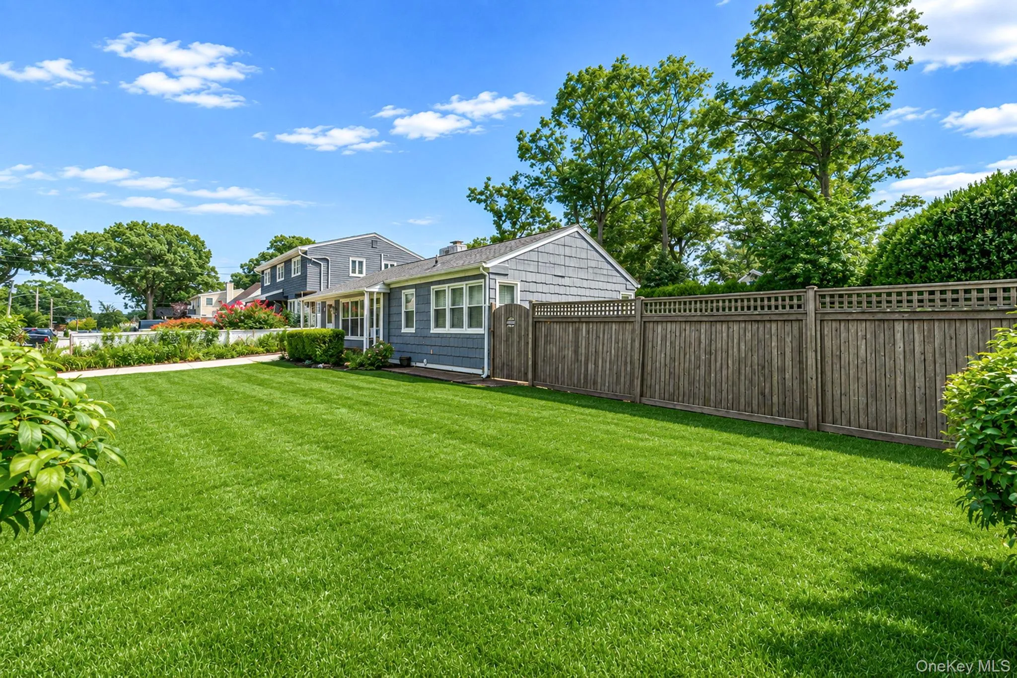 92 Parkhill Avenue, Oyster Bay, NY, 3 Bedrooms Bedrooms, 6 Rooms Rooms,1 BathroomBathrooms,Residential,For Rent,Parkhill,0,1040539 92 Parkhill Avenue, Oyster Bay, NY, 3 Bedrooms Bedrooms, 6 Rooms Rooms,1 BathroomBathrooms,Residential,For Rent,Parkhill,0,1040539