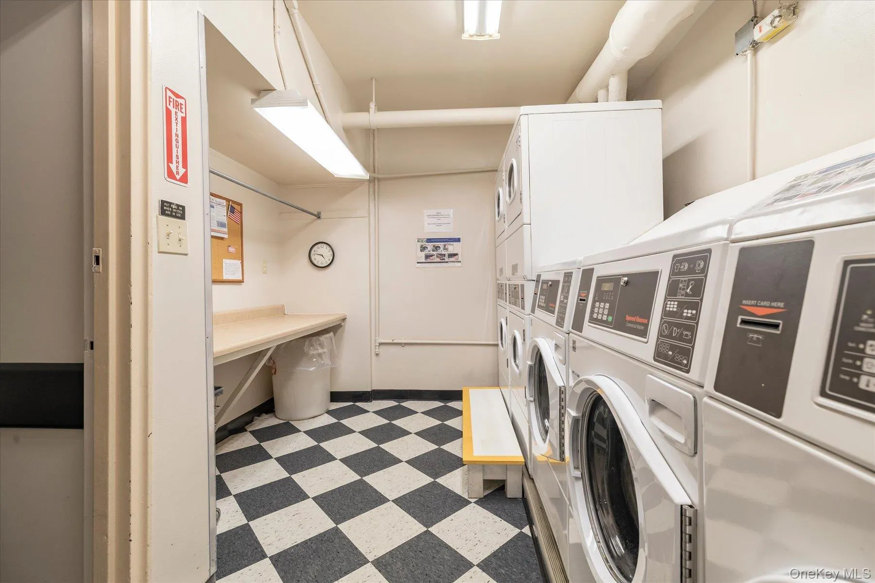 120 Morris Avenue, Hempstead, NY, 1 Bedroom Bedrooms, 4 Rooms Rooms,1 BathroomBathrooms,Residential,For Rent,Morris Avenue,0,1040547 120 Morris Avenue, Hempstead, NY, 1 Bedroom Bedrooms, 4 Rooms Rooms,1 BathroomBathrooms,Residential,For Rent,Morris Avenue,0,1040547