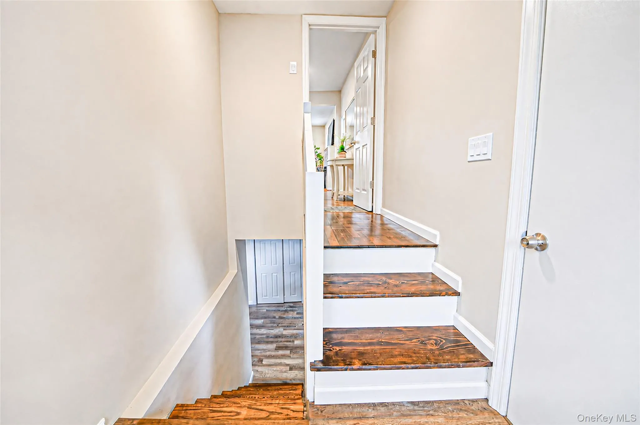 2 Storey Avenue, Islip, NY, 2 Bedrooms Bedrooms, 6 Rooms Rooms,2 BathroomsBathrooms,Residential,For Rent,Storey,0,1040549 2 Storey Avenue, Islip, NY, 2 Bedrooms Bedrooms, 6 Rooms Rooms,2 BathroomsBathrooms,Residential,For Rent,Storey,0,1040549