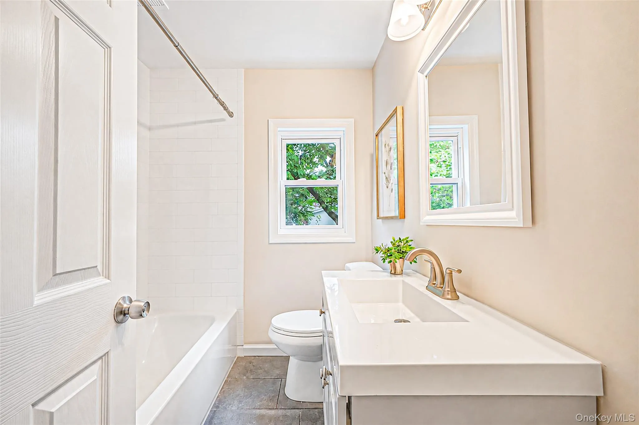 2 Storey Avenue, Islip, NY, 2 Bedrooms Bedrooms, 6 Rooms Rooms,2 BathroomsBathrooms,Residential,For Rent,Storey,0,1040549 2 Storey Avenue, Islip, NY, 2 Bedrooms Bedrooms, 6 Rooms Rooms,2 BathroomsBathrooms,Residential,For Rent,Storey,0,1040549