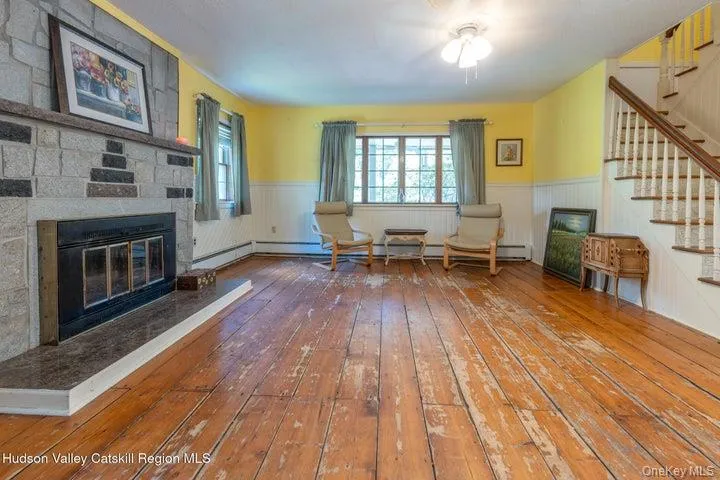 97 Leslie Road, Newburgh (town), NY, 4 Bedrooms Bedrooms, 10 Rooms Rooms,3 BathroomsBathrooms,Residential,For Rent,Leslie,0,1040552 97 Leslie Road, Newburgh (town), NY, 4 Bedrooms Bedrooms, 10 Rooms Rooms,3 BathroomsBathrooms,Residential,For Rent,Leslie,0,1040552