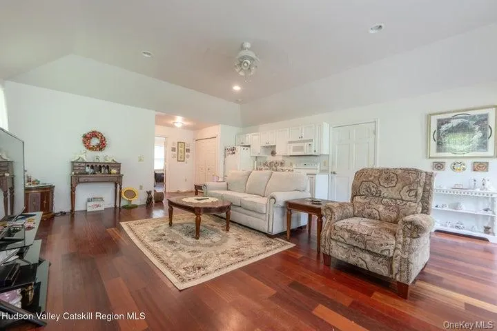 97 Leslie Road, Newburgh (town), NY, 4 Bedrooms Bedrooms, 10 Rooms Rooms,3 BathroomsBathrooms,Residential,For Rent,Leslie,0,1040552 97 Leslie Road, Newburgh (town), NY, 4 Bedrooms Bedrooms, 10 Rooms Rooms,3 BathroomsBathrooms,Residential,For Rent,Leslie,0,1040552
