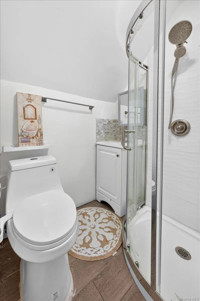 14 Ivy Place, Hempstead, NY, 4 Bedrooms Bedrooms, 7 Rooms Rooms,1 BathroomBathrooms,Residential,For Rent,Ivy,0,1040553 14 Ivy Place, Hempstead, NY, 4 Bedrooms Bedrooms, 7 Rooms Rooms,1 BathroomBathrooms,Residential,For Rent,Ivy,0,1040553