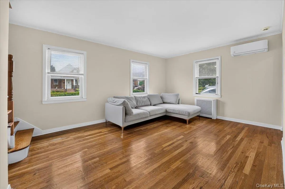 14 Ivy Place, Hempstead, NY, 4 Bedrooms Bedrooms, 7 Rooms Rooms,1 BathroomBathrooms,Residential,For Rent,Ivy,0,1040553 14 Ivy Place, Hempstead, NY, 4 Bedrooms Bedrooms, 7 Rooms Rooms,1 BathroomBathrooms,Residential,For Rent,Ivy,0,1040553