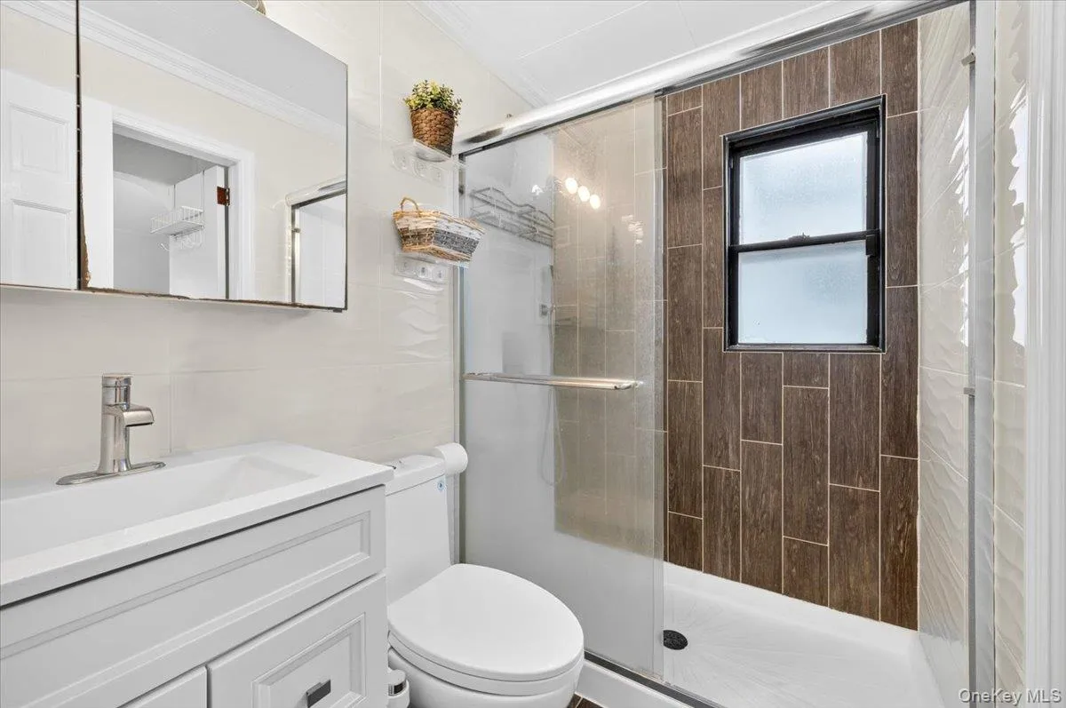 14 Ivy Place, Hempstead, NY, 4 Bedrooms Bedrooms, 7 Rooms Rooms,1 BathroomBathrooms,Residential,For Rent,Ivy,0,1040553 14 Ivy Place, Hempstead, NY, 4 Bedrooms Bedrooms, 7 Rooms Rooms,1 BathroomBathrooms,Residential,For Rent,Ivy,0,1040553
