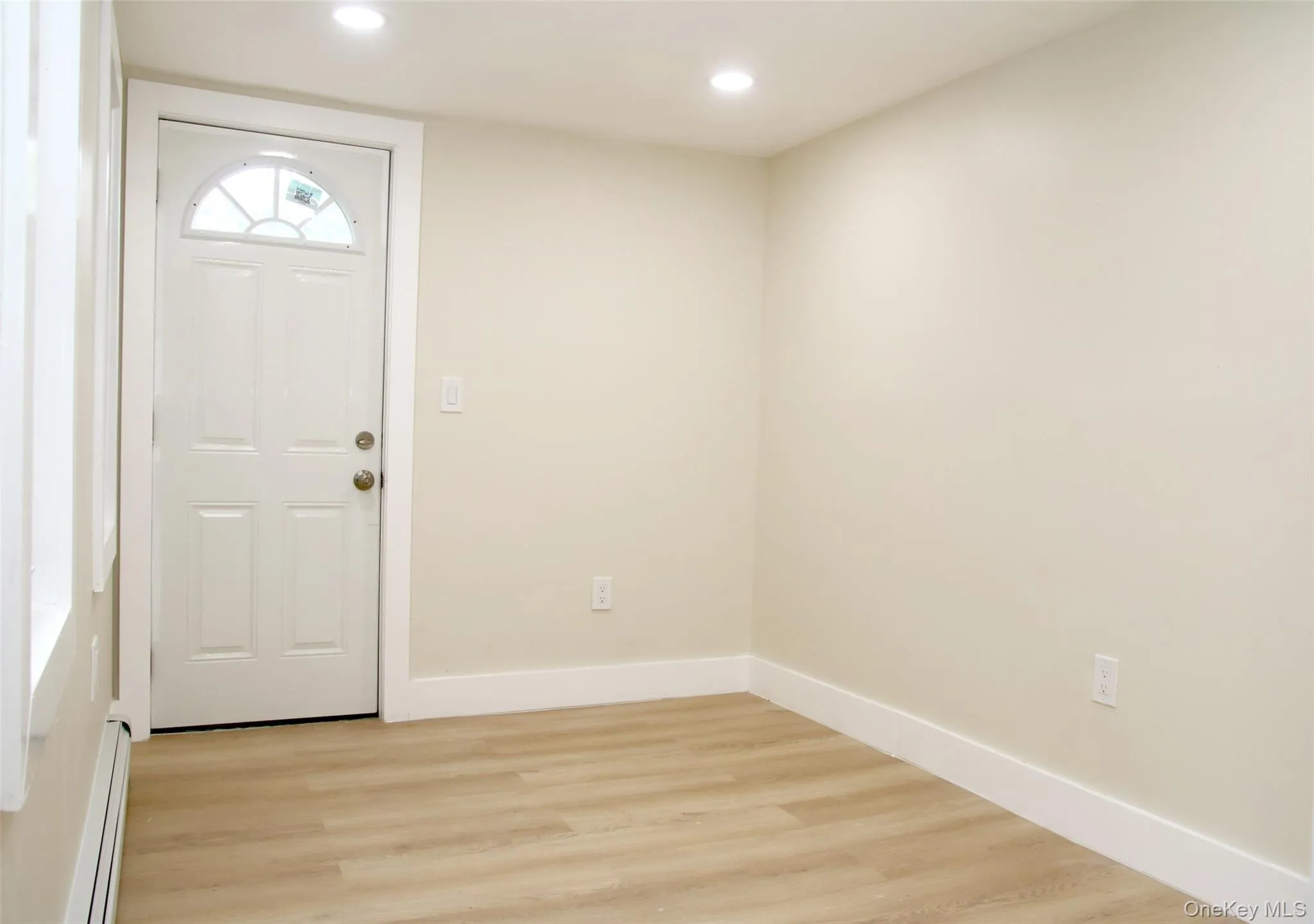 15403 118th Avenue, New York, NY, 3 Bedrooms Bedrooms, 5 Rooms Rooms,2 BathroomsBathrooms,Residential,For Rent,118th,0,1040555 15403 118th Avenue, New York, NY, 3 Bedrooms Bedrooms, 5 Rooms Rooms,2 BathroomsBathrooms,Residential,For Rent,118th,0,1040555