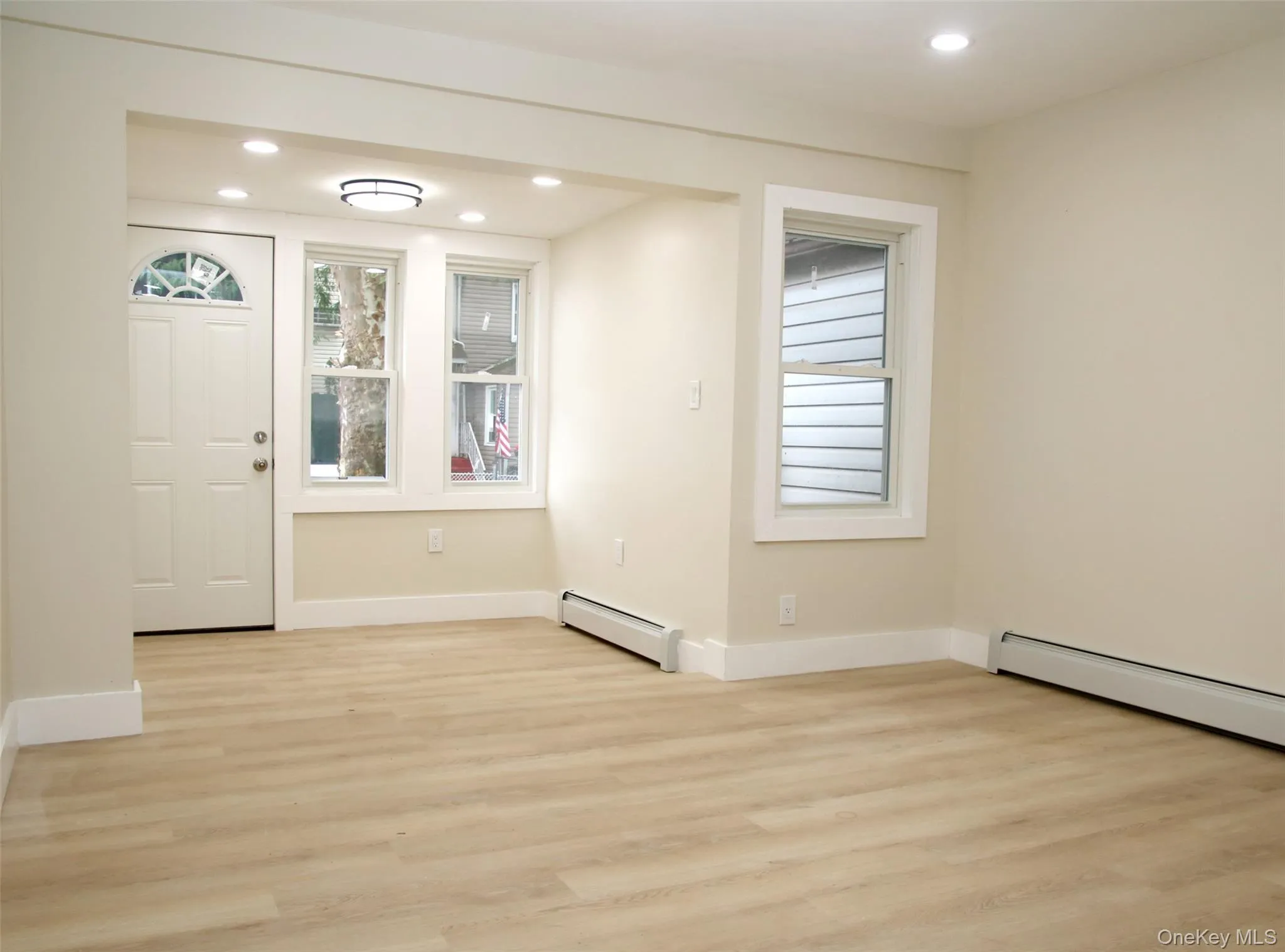 15403 118th Avenue, New York, NY, 3 Bedrooms Bedrooms, 5 Rooms Rooms,2 BathroomsBathrooms,Residential,For Rent,118th,0,1040555 15403 118th Avenue, New York, NY, 3 Bedrooms Bedrooms, 5 Rooms Rooms,2 BathroomsBathrooms,Residential,For Rent,118th,0,1040555