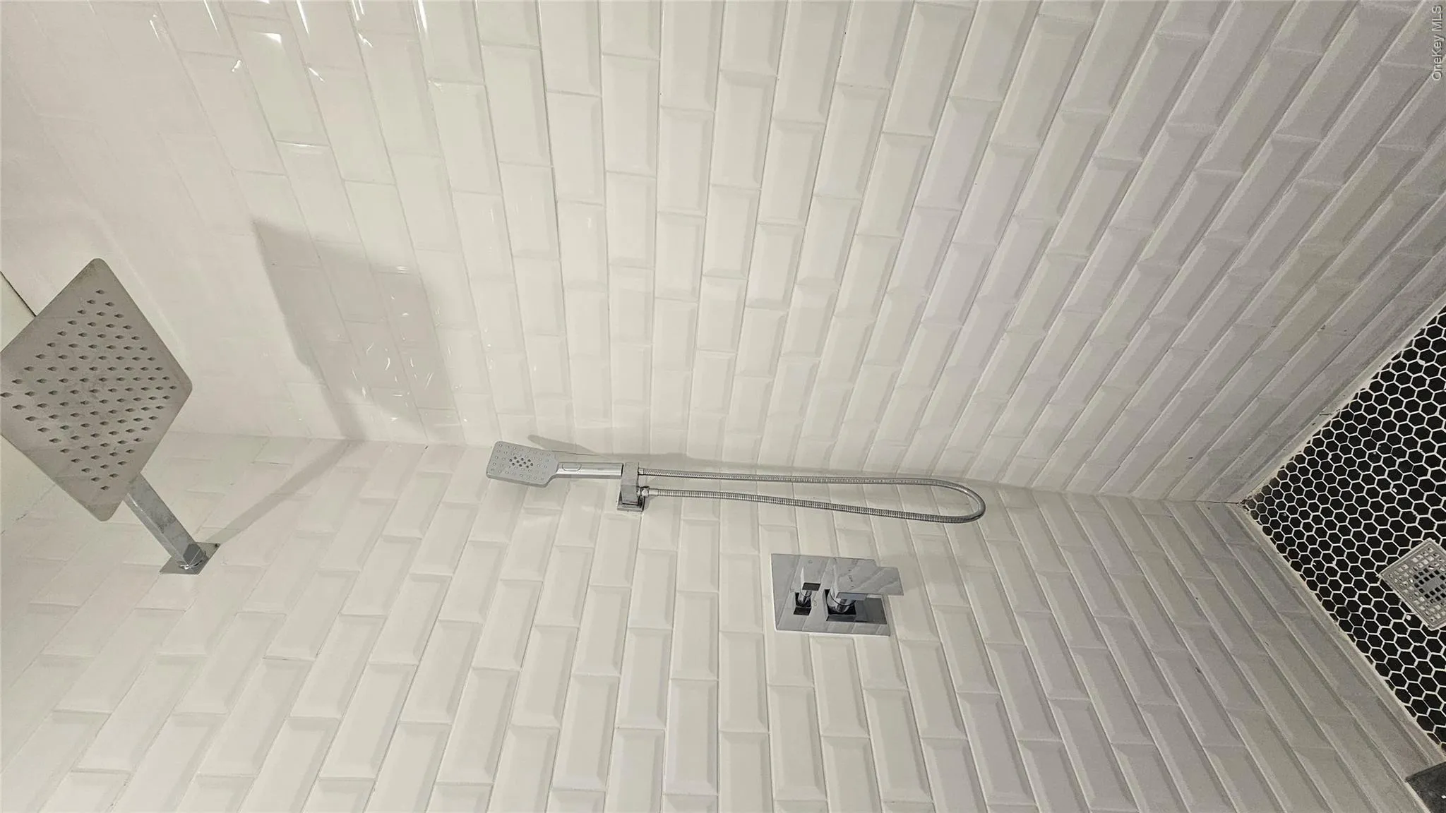 15403 118th Avenue, New York, NY, 3 Bedrooms Bedrooms, 5 Rooms Rooms,2 BathroomsBathrooms,Residential,For Rent,118th,0,1040555 15403 118th Avenue, New York, NY, 3 Bedrooms Bedrooms, 5 Rooms Rooms,2 BathroomsBathrooms,Residential,For Rent,118th,0,1040555