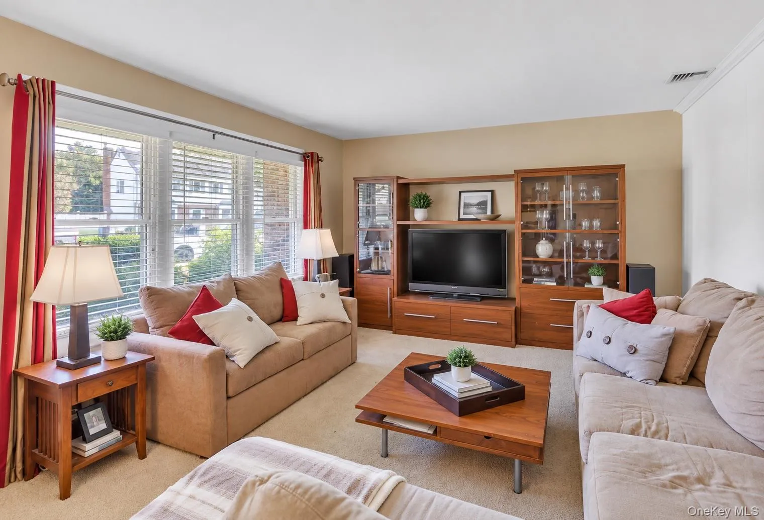 18 Glen Summer Road, Islip, NY, 3 Bedrooms Bedrooms, 7 Rooms Rooms,2 BathroomsBathrooms,Residential,For Rent,Glen Summer,0,1040558 18 Glen Summer Road, Islip, NY, 3 Bedrooms Bedrooms, 7 Rooms Rooms,2 BathroomsBathrooms,Residential,For Rent,Glen Summer,0,1040558
