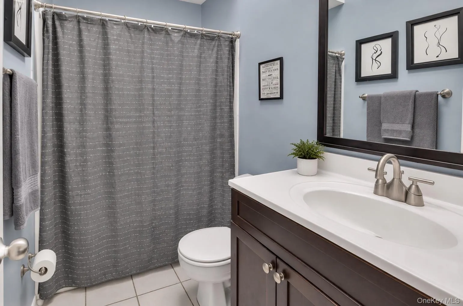 18 Glen Summer Road, Islip, NY, 3 Bedrooms Bedrooms, 7 Rooms Rooms,2 BathroomsBathrooms,Residential,For Rent,Glen Summer,0,1040558 18 Glen Summer Road, Islip, NY, 3 Bedrooms Bedrooms, 7 Rooms Rooms,2 BathroomsBathrooms,Residential,For Rent,Glen Summer,0,1040558