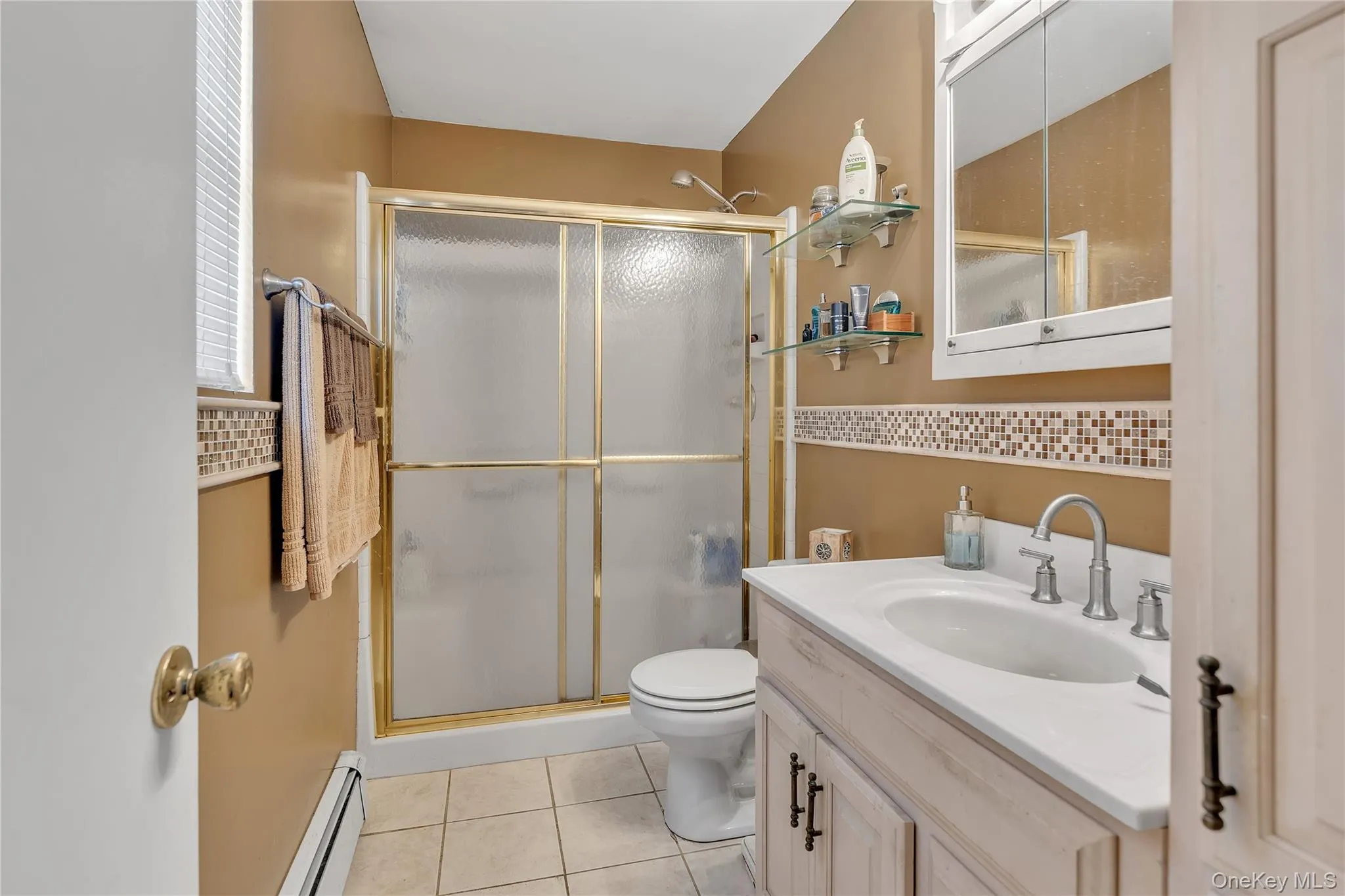 18 Glen Summer Road, Islip, NY, 3 Bedrooms Bedrooms, 7 Rooms Rooms,2 BathroomsBathrooms,Residential,For Rent,Glen Summer,0,1040558 18 Glen Summer Road, Islip, NY, 3 Bedrooms Bedrooms, 7 Rooms Rooms,2 BathroomsBathrooms,Residential,For Rent,Glen Summer,0,1040558