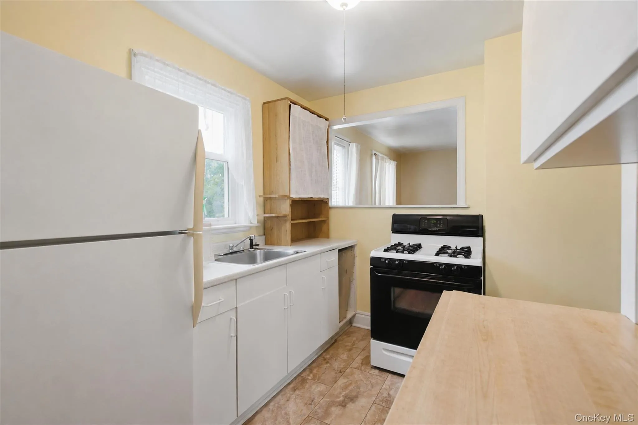 24 Round Lake Avenue, Monroe, NY, 2 Bedrooms Bedrooms, 4 Rooms Rooms,1 BathroomBathrooms,Residential,For Rent,Round Lake,0,1040560 24 Round Lake Avenue, Monroe, NY, 2 Bedrooms Bedrooms, 4 Rooms Rooms,1 BathroomBathrooms,Residential,For Rent,Round Lake,0,1040560