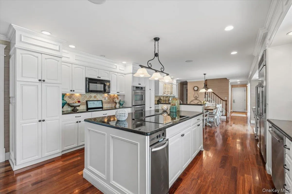7 The Keel, Islip, NY, 5 Bedrooms Bedrooms, 14 Rooms Rooms,3 BathroomsBathrooms,Residential,For Rent,The Keel,0,1040562 7 The Keel, Islip, NY, 5 Bedrooms Bedrooms, 14 Rooms Rooms,3 BathroomsBathrooms,Residential,For Rent,The Keel,0,1040562