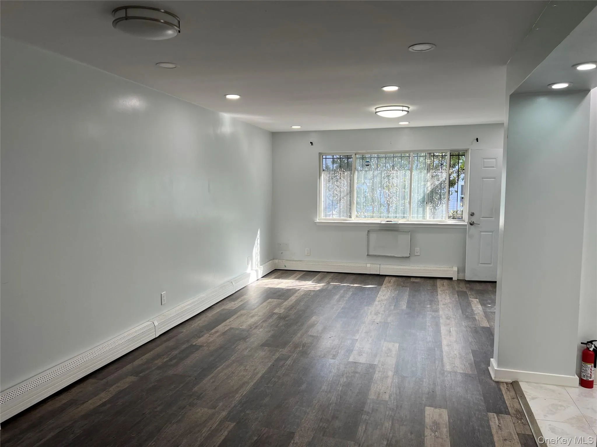 112-63 Bedell Street, New York, NY, 3 Bedrooms Bedrooms, 5 Rooms Rooms,1 BathroomBathrooms,Residential Lease,For Rent,Bedell,0,1040563 112-63 Bedell Street, New York, NY, 3 Bedrooms Bedrooms, 5 Rooms Rooms,1 BathroomBathrooms,Residential Lease,For Rent,Bedell,0,1040563
