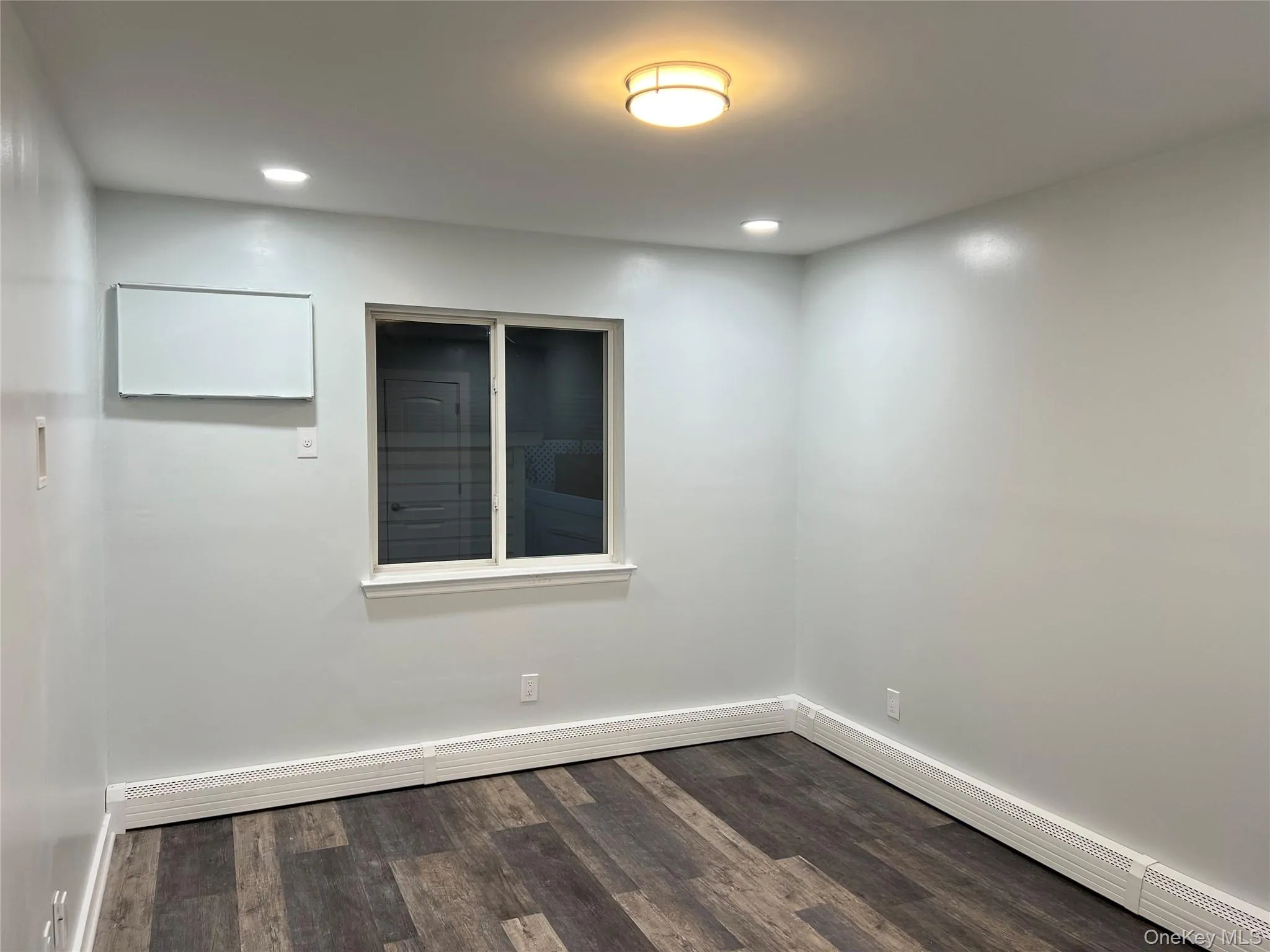 112-63 Bedell Street, New York, NY, 3 Bedrooms Bedrooms, 5 Rooms Rooms,1 BathroomBathrooms,Residential Lease,For Rent,Bedell,0,1040563 112-63 Bedell Street, New York, NY, 3 Bedrooms Bedrooms, 5 Rooms Rooms,1 BathroomBathrooms,Residential Lease,For Rent,Bedell,0,1040563