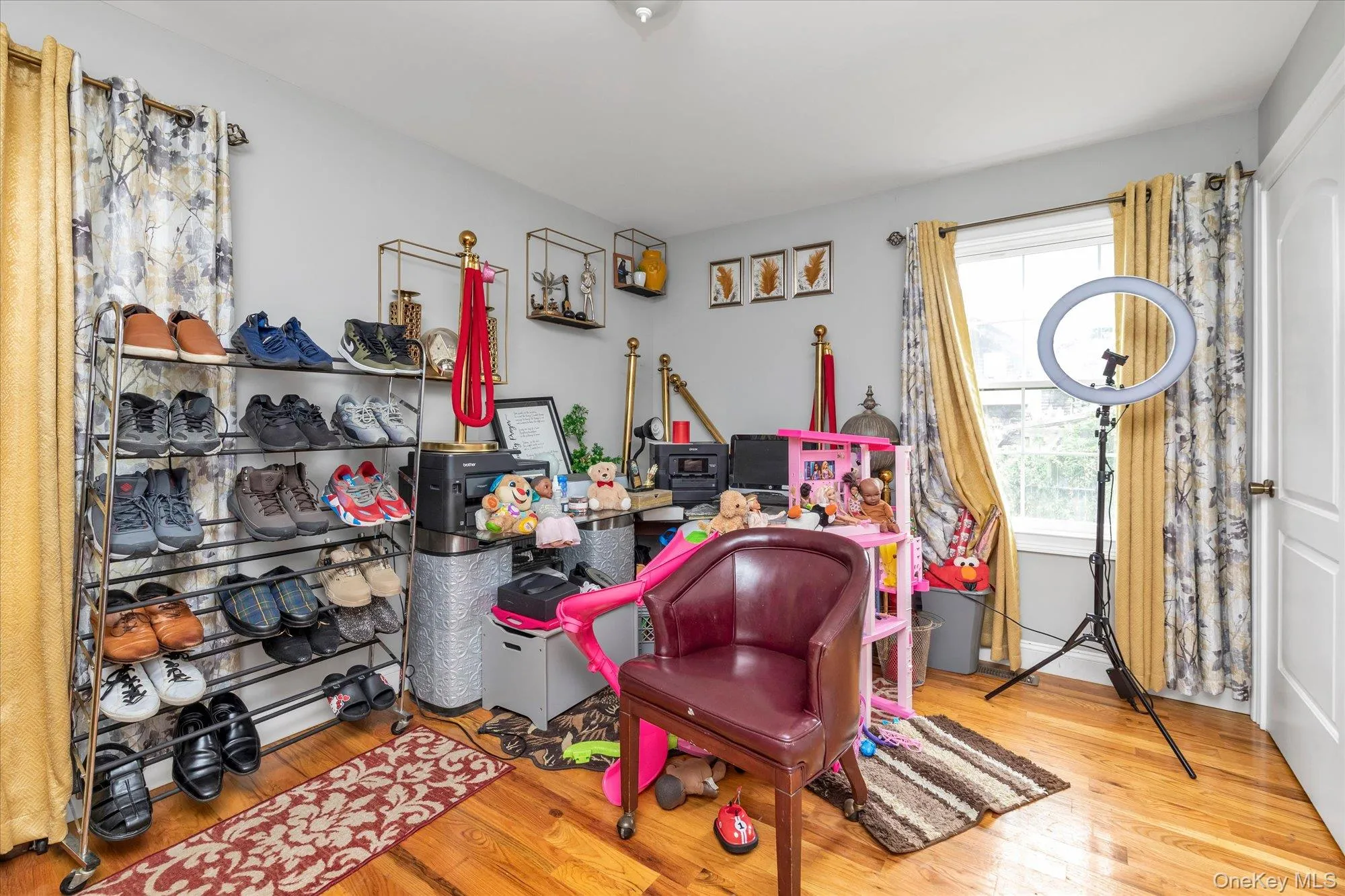 6 Belmont Court, Babylon, NY, 4 Bedrooms Bedrooms, 8 Rooms Rooms,3 BathroomsBathrooms,Residential,For Rent,Belmont,0,1040565 6 Belmont Court, Babylon, NY, 4 Bedrooms Bedrooms, 8 Rooms Rooms,3 BathroomsBathrooms,Residential,For Rent,Belmont,0,1040565