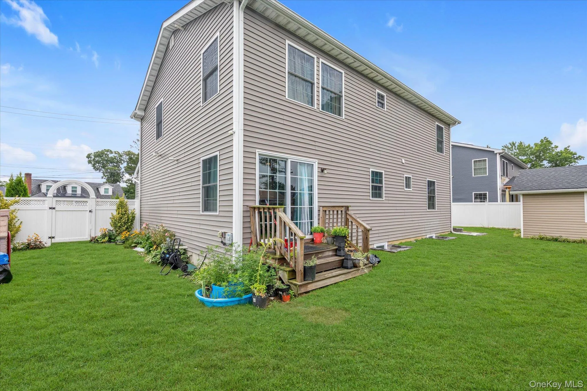 6 Belmont Court, Babylon, NY, 4 Bedrooms Bedrooms, 8 Rooms Rooms,3 BathroomsBathrooms,Residential,For Rent,Belmont,0,1040565 6 Belmont Court, Babylon, NY, 4 Bedrooms Bedrooms, 8 Rooms Rooms,3 BathroomsBathrooms,Residential,For Rent,Belmont,0,1040565