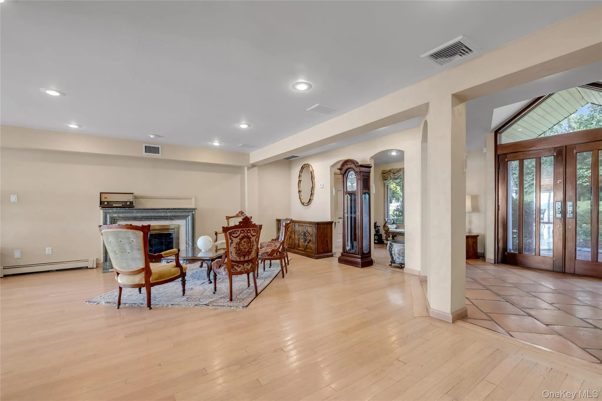 120 Gristmill Lane, North Hempstead, NY, 5 Bedrooms Bedrooms, 11 Rooms Rooms,5 BathroomsBathrooms,Residential,For Rent,Gristmill,0,1040567 120 Gristmill Lane, North Hempstead, NY, 5 Bedrooms Bedrooms, 11 Rooms Rooms,5 BathroomsBathrooms,Residential,For Rent,Gristmill,0,1040567
