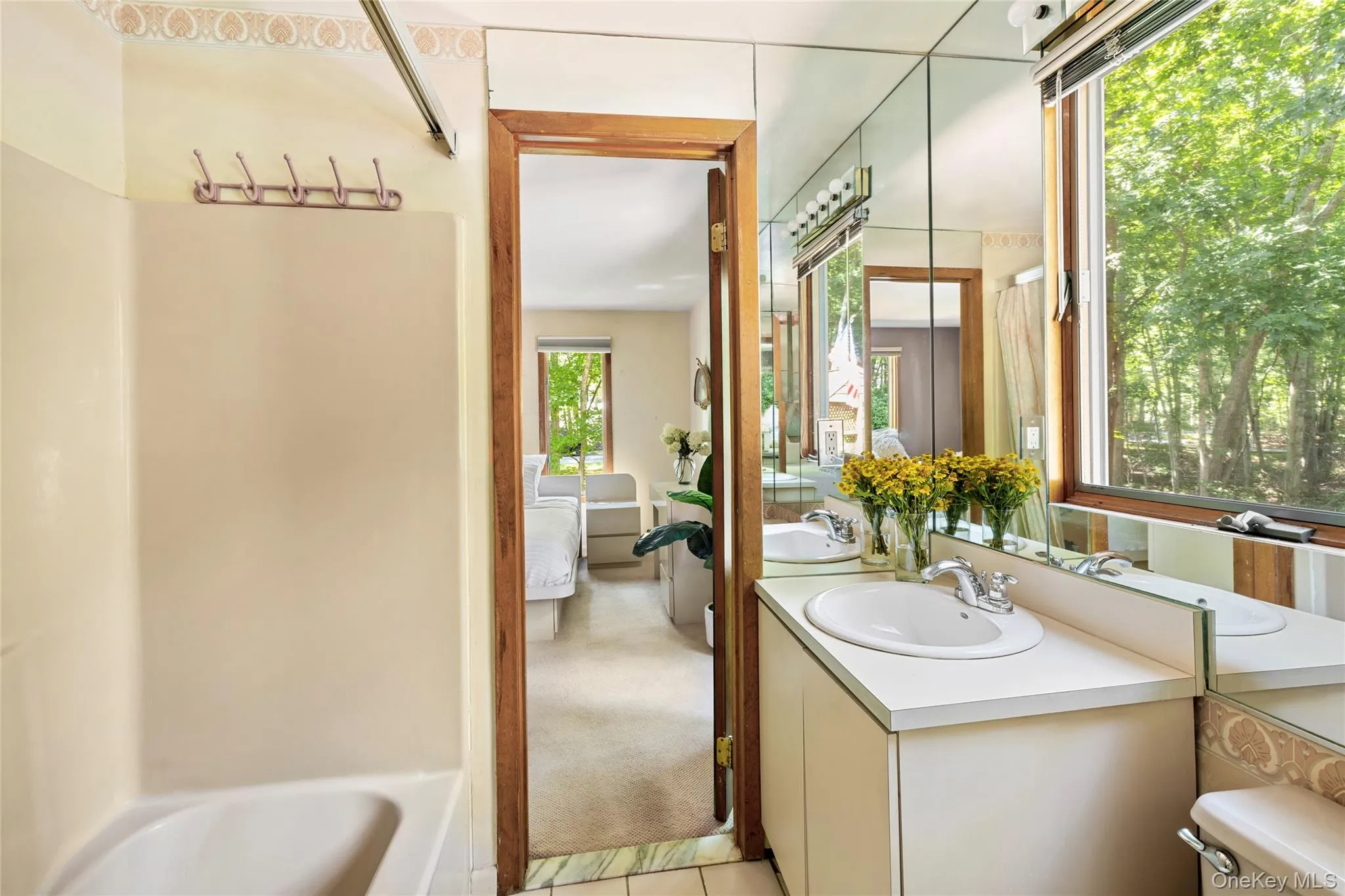 69 Glenview Drive, Southampton, NY, 4 Bedrooms Bedrooms, 11 Rooms Rooms,2 BathroomsBathrooms,Residential,For Rent,Glenview,0,1040568 69 Glenview Drive, Southampton, NY, 4 Bedrooms Bedrooms, 11 Rooms Rooms,2 BathroomsBathrooms,Residential,For Rent,Glenview,0,1040568