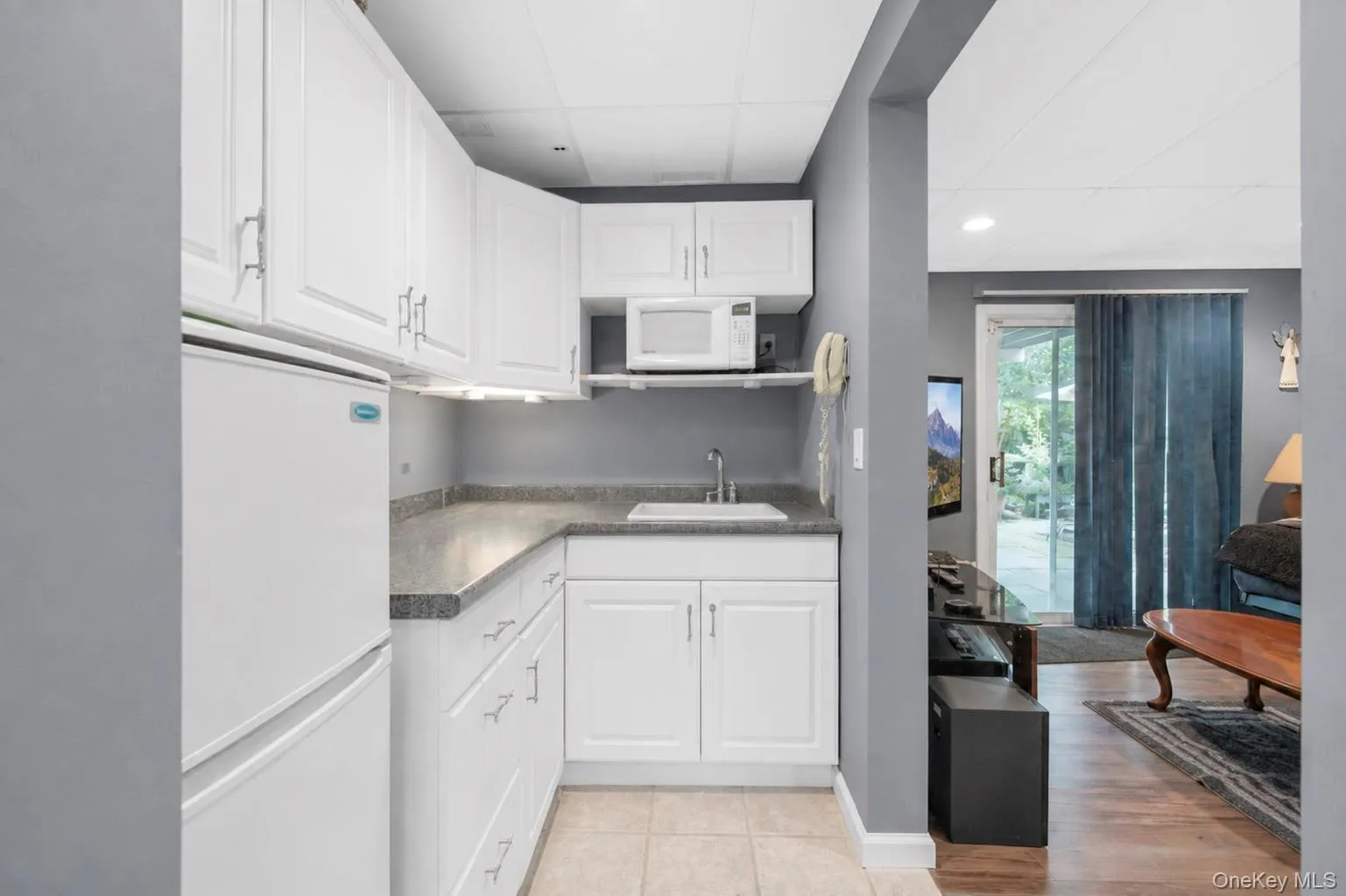 40 Nantucket Drive, Brookhaven, NY, 5 Bedrooms Bedrooms, 10 Rooms Rooms,2 BathroomsBathrooms,Residential,For Rent,Nantucket,0,1040569 40 Nantucket Drive, Brookhaven, NY, 5 Bedrooms Bedrooms, 10 Rooms Rooms,2 BathroomsBathrooms,Residential,For Rent,Nantucket,0,1040569