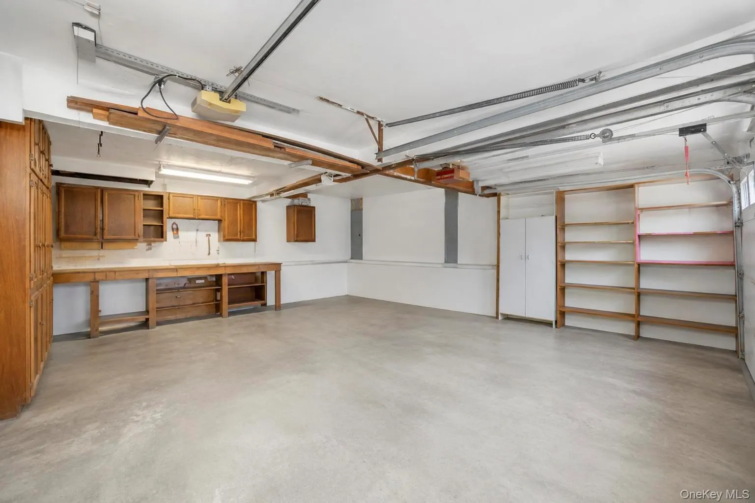 40 Nantucket Drive, Brookhaven, NY, 5 Bedrooms Bedrooms, 10 Rooms Rooms,2 BathroomsBathrooms,Residential,For Rent,Nantucket,0,1040569 40 Nantucket Drive, Brookhaven, NY, 5 Bedrooms Bedrooms, 10 Rooms Rooms,2 BathroomsBathrooms,Residential,For Rent,Nantucket,0,1040569
