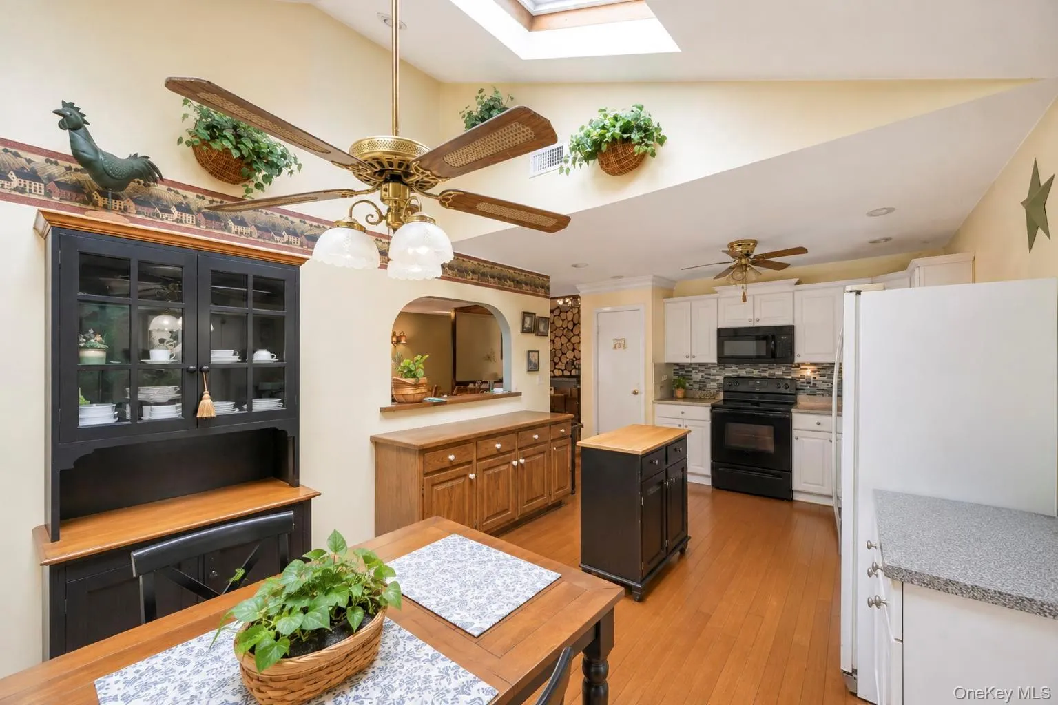 40 Nantucket Drive, Brookhaven, NY, 5 Bedrooms Bedrooms, 10 Rooms Rooms,2 BathroomsBathrooms,Residential,For Rent,Nantucket,0,1040569 40 Nantucket Drive, Brookhaven, NY, 5 Bedrooms Bedrooms, 10 Rooms Rooms,2 BathroomsBathrooms,Residential,For Rent,Nantucket,0,1040569